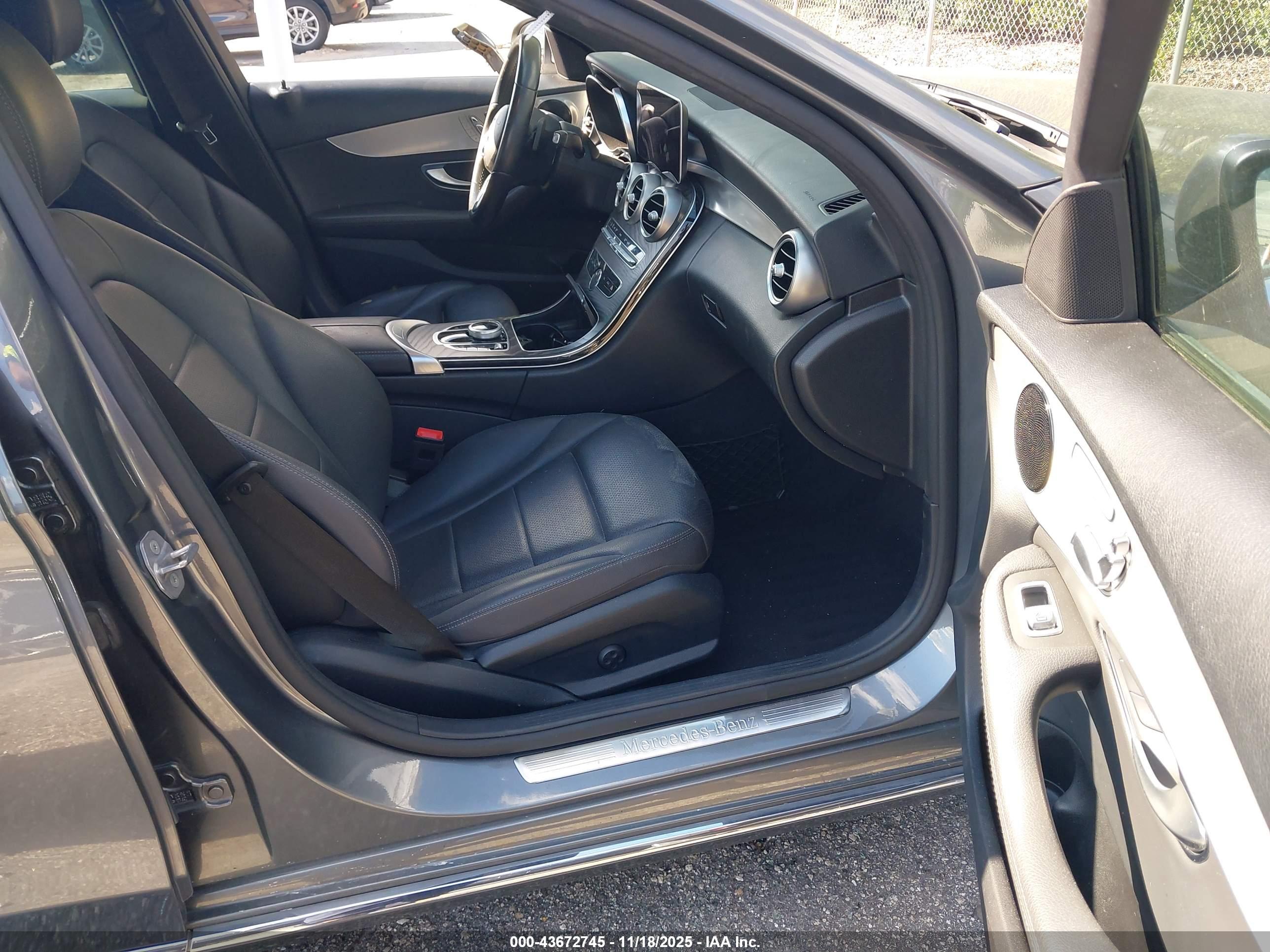 MERCEDES-BENZ C image 5