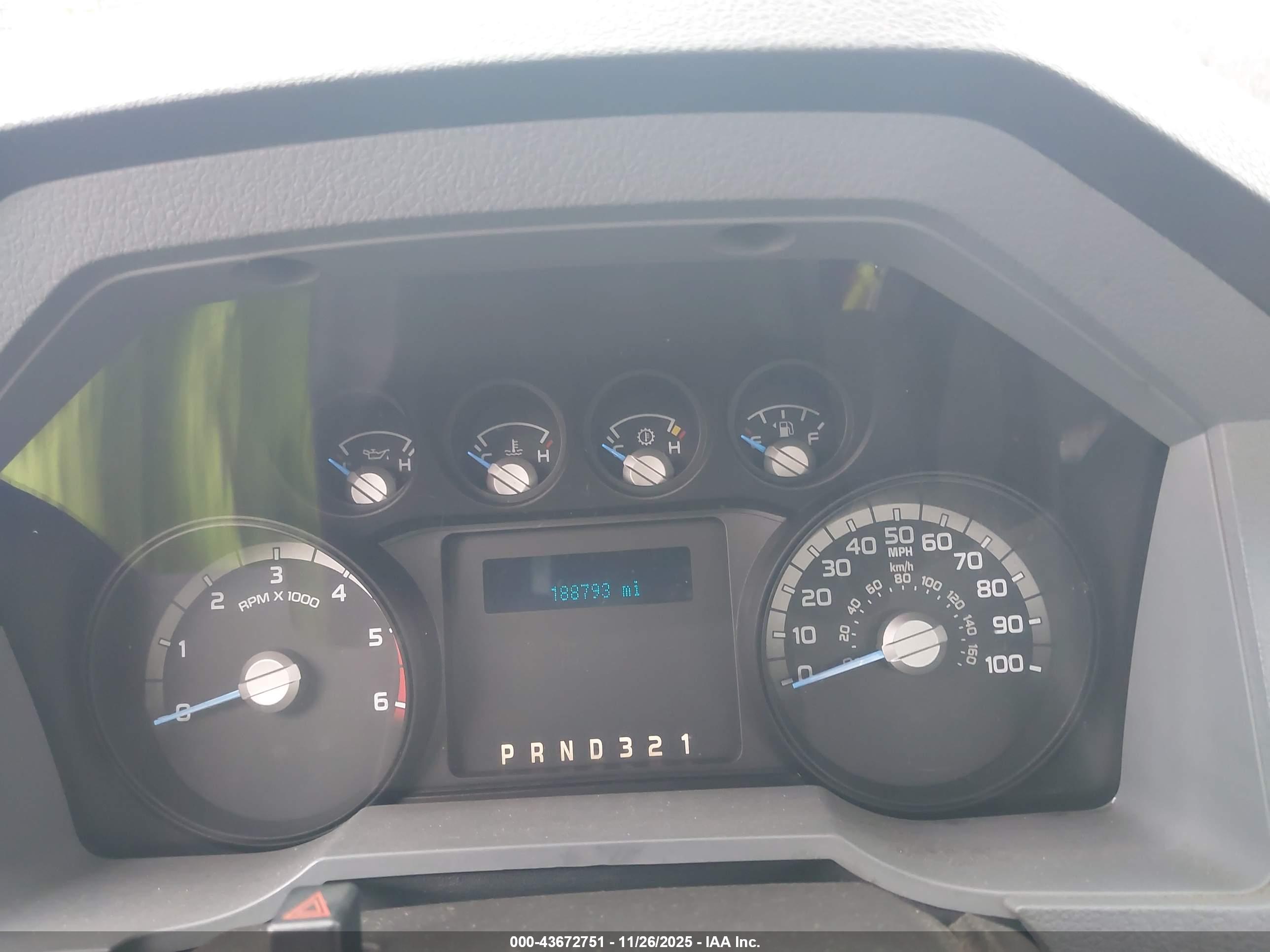 FORD F-450 image 6
