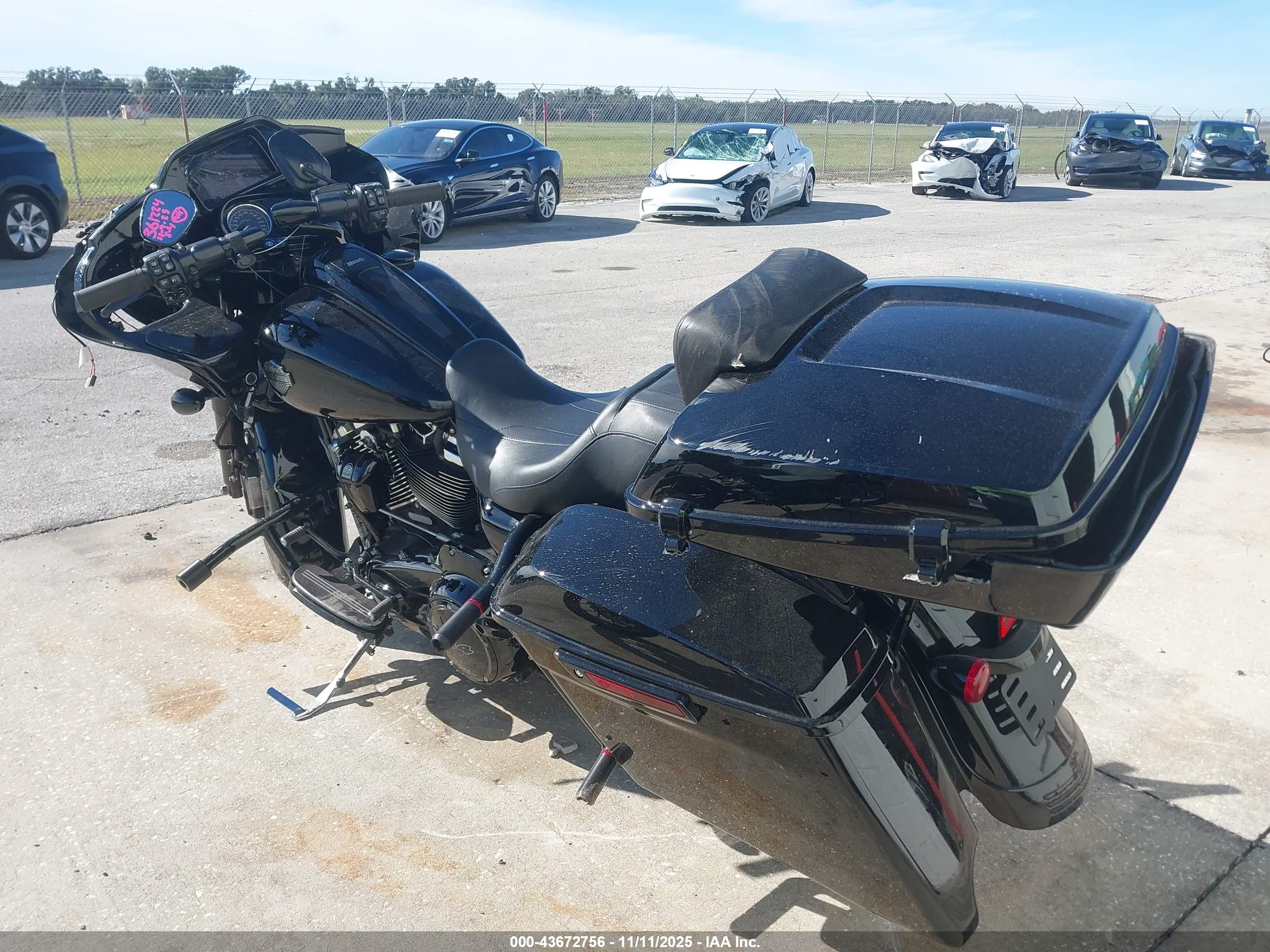 HARLEY-DAVIDSON FLTRXS image 3