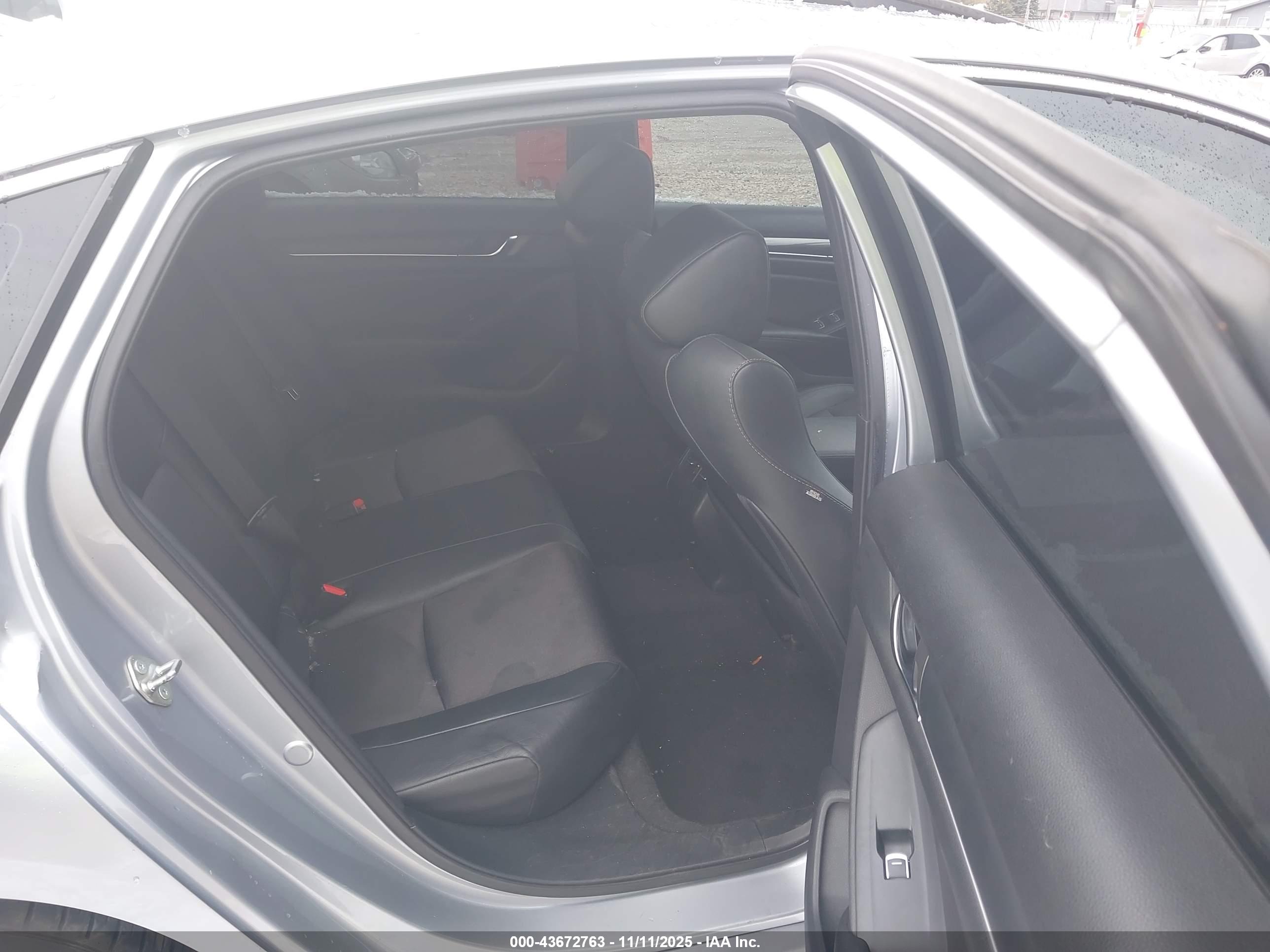 HONDA ACCORD image 8