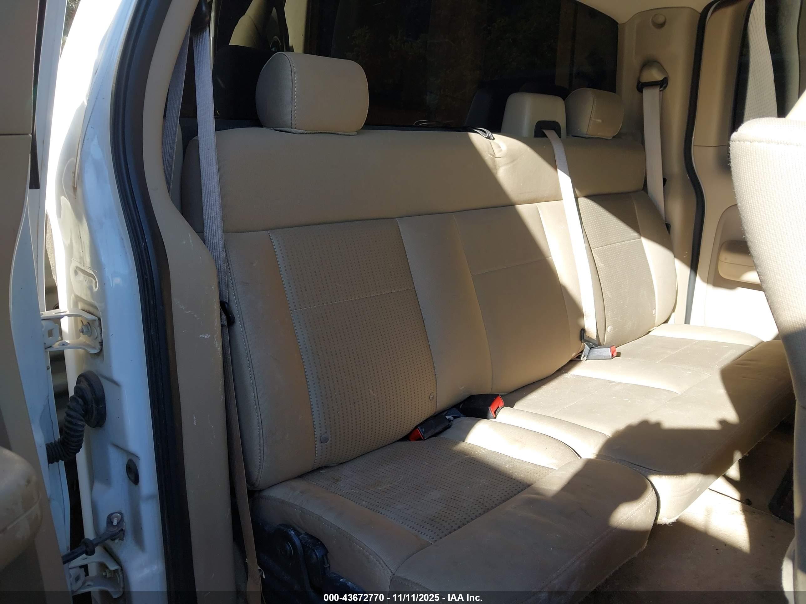 FORD F-150 image 8