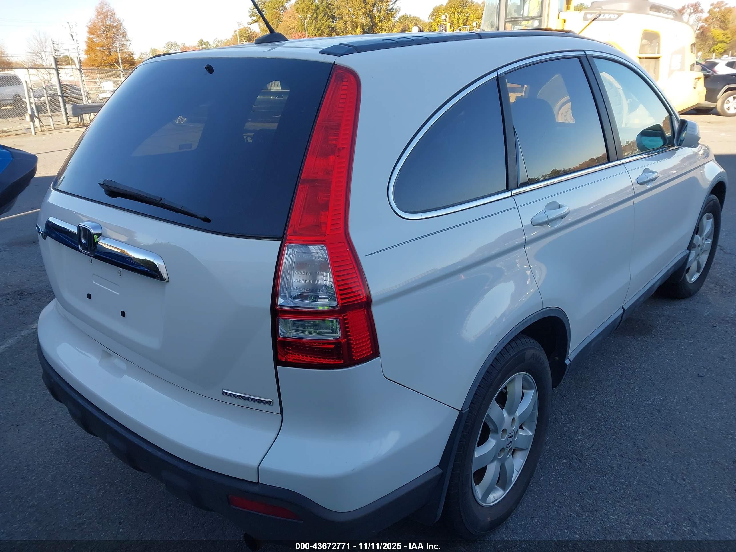 HONDA CR-V image 4