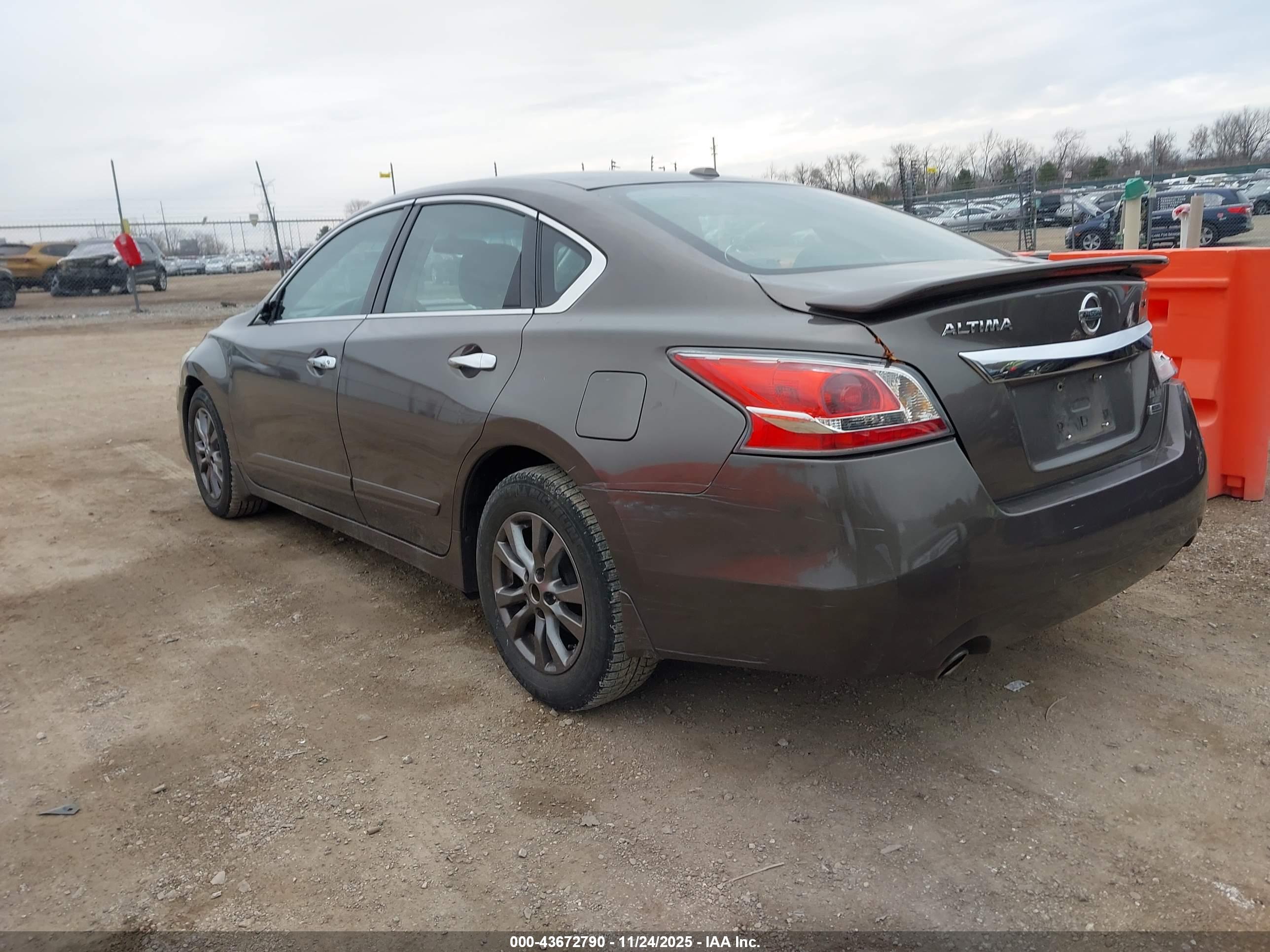 NISSAN ALTIMA image 3