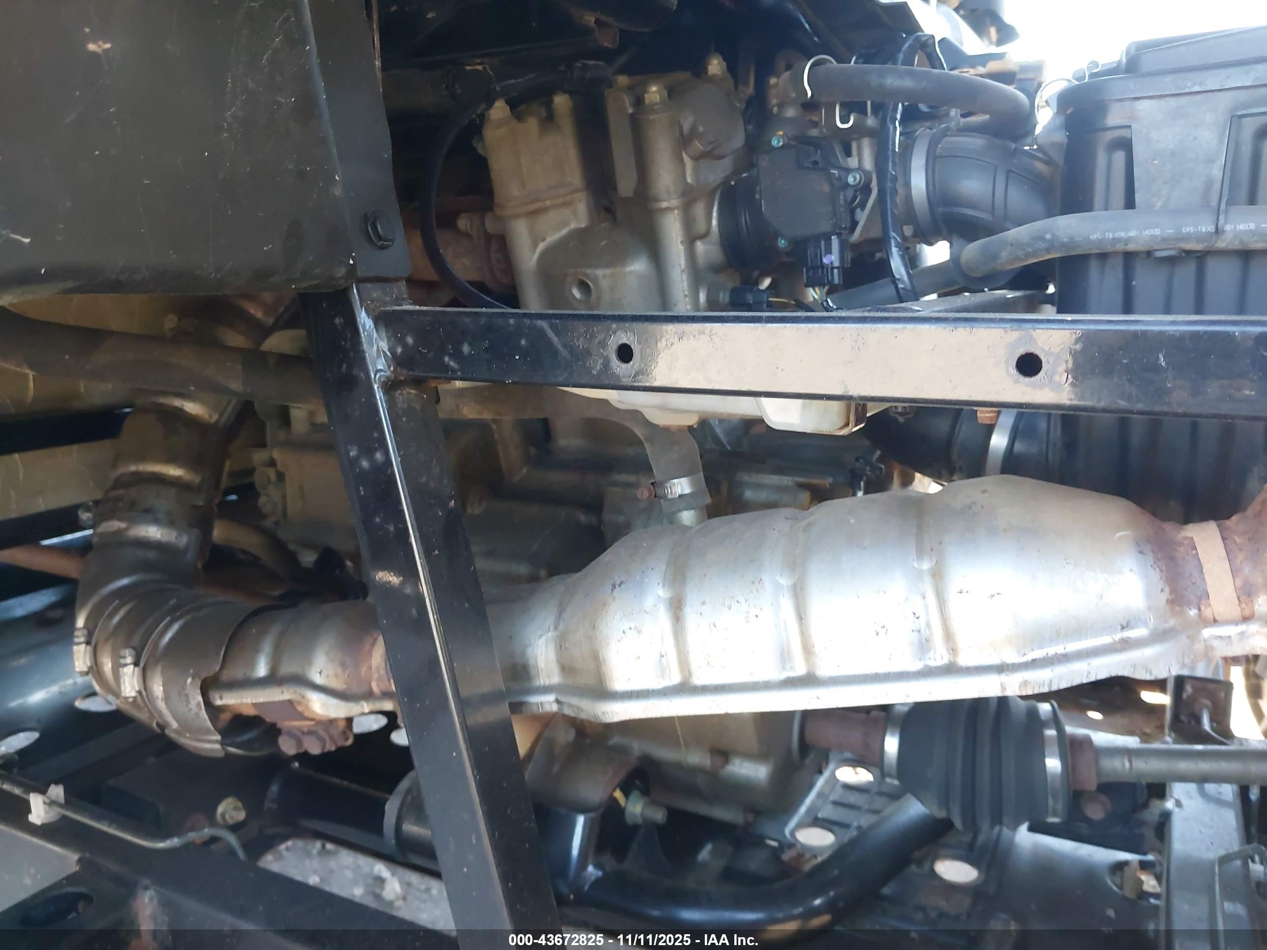 HONDA SXS700 image 9