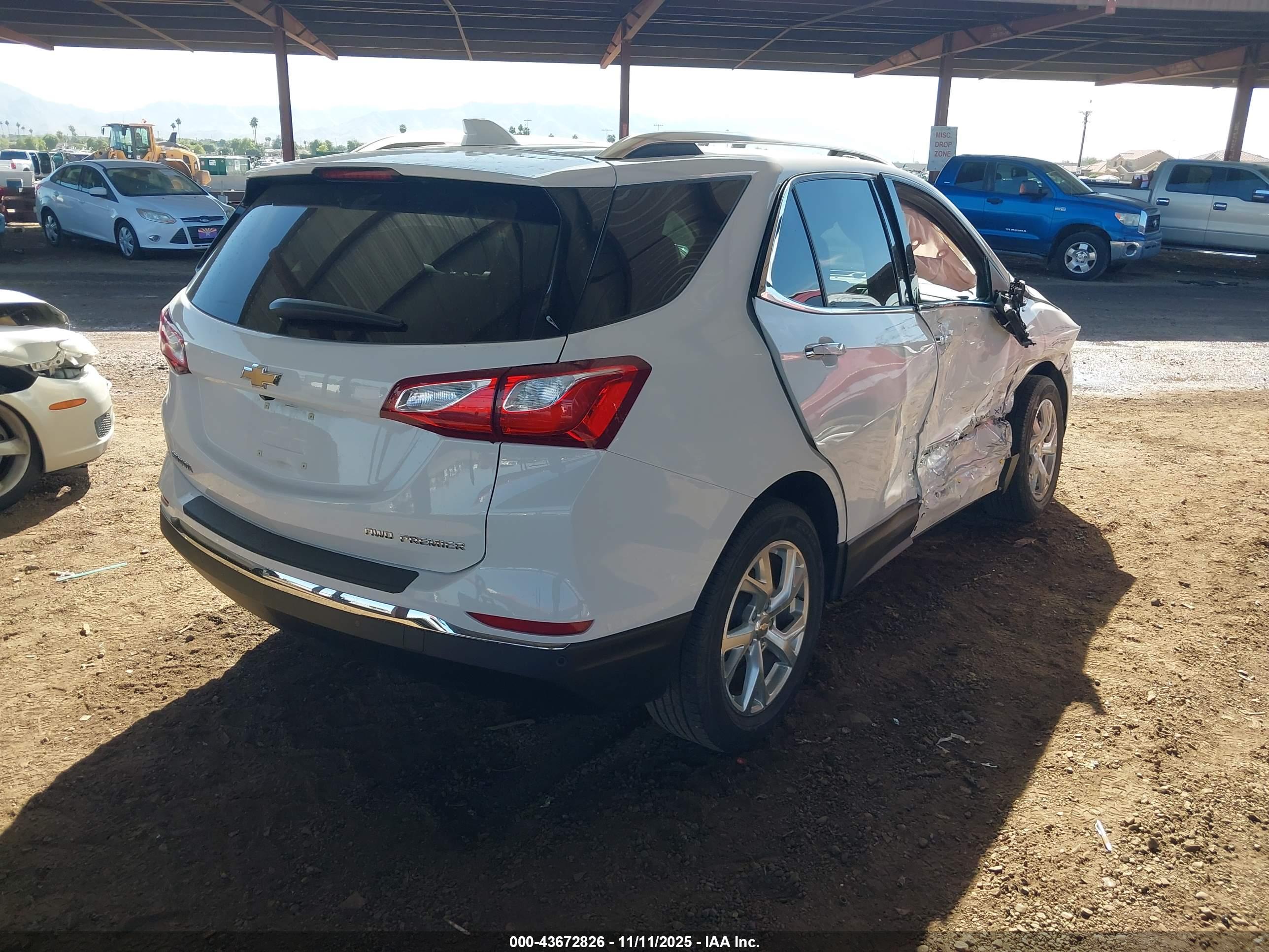 CHEVROLET EQUINOX image 4