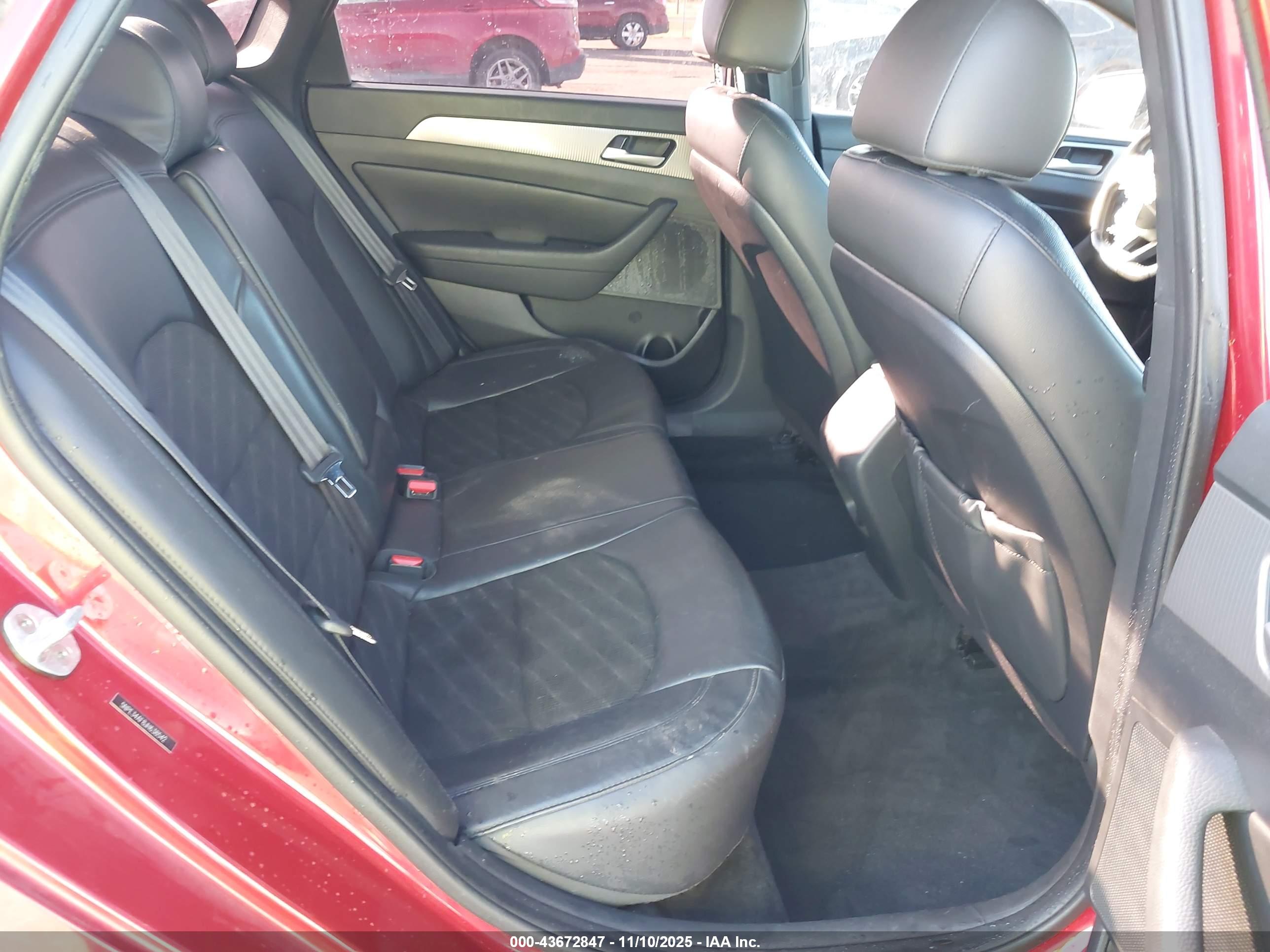 HYUNDAI SONATA image 8