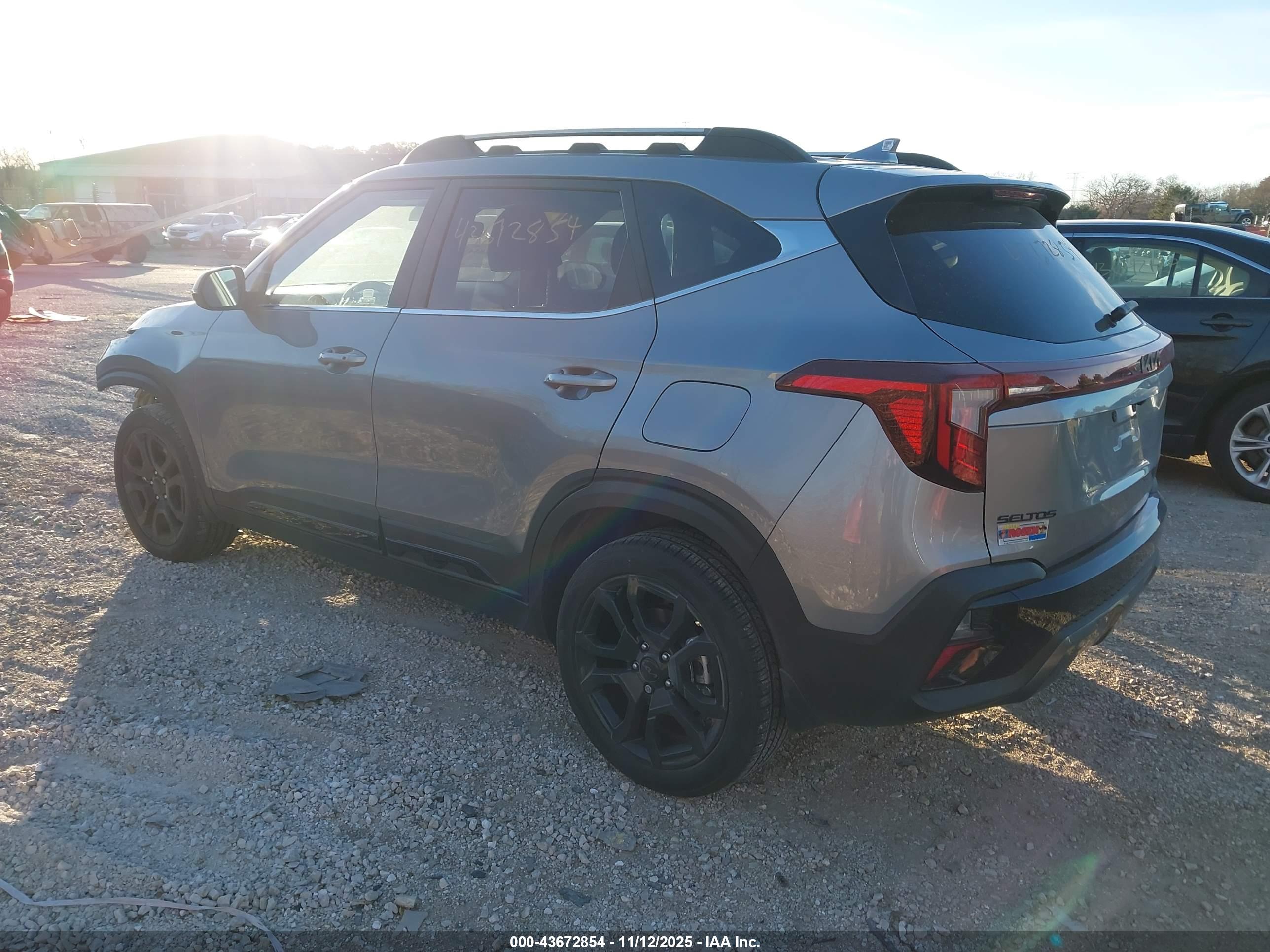KIA SELTOS image 3