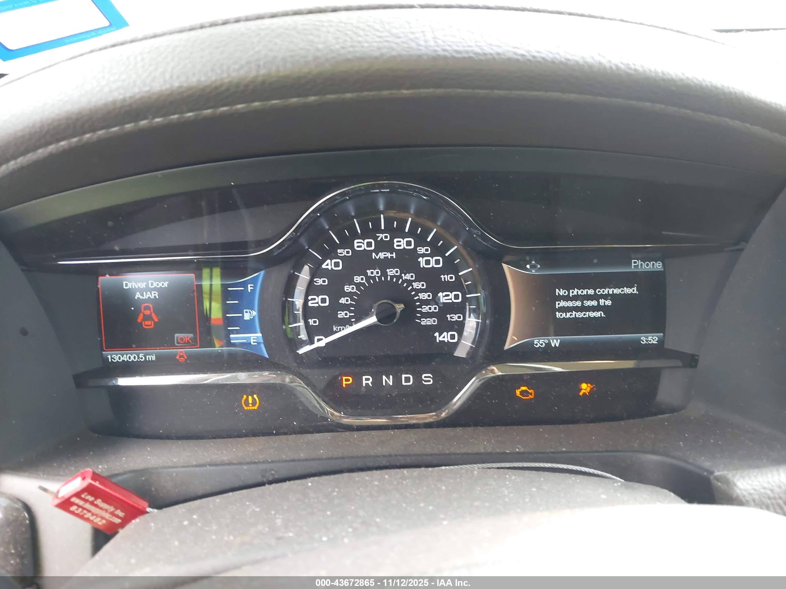 LINCOLN MKS image 7