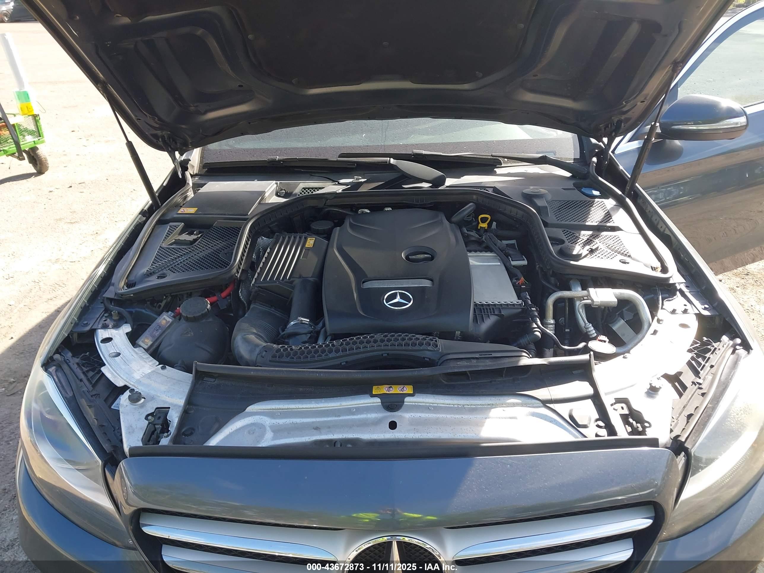 MERCEDES-BENZ C image 10
