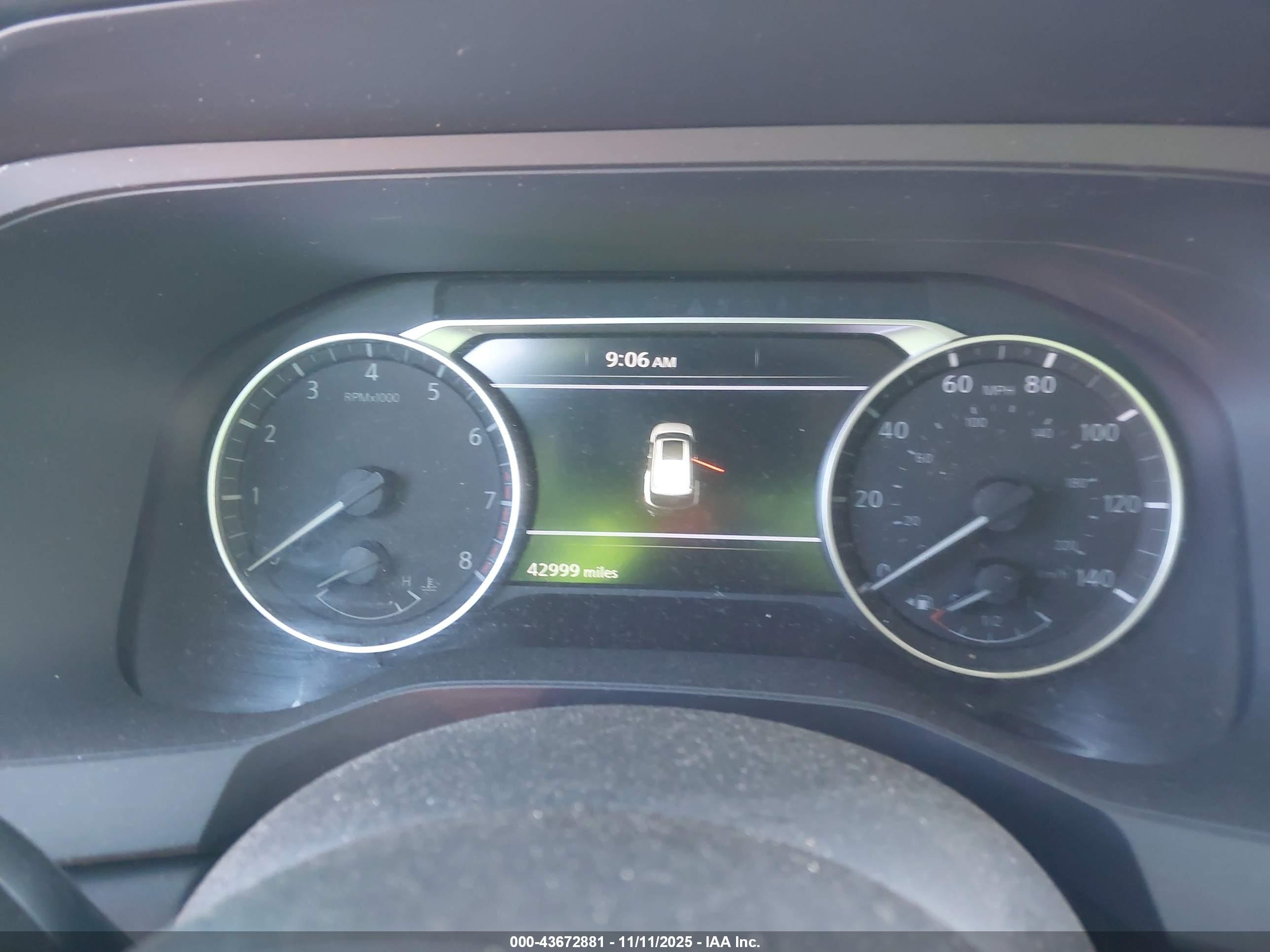 NISSAN PATHFINDER image 7