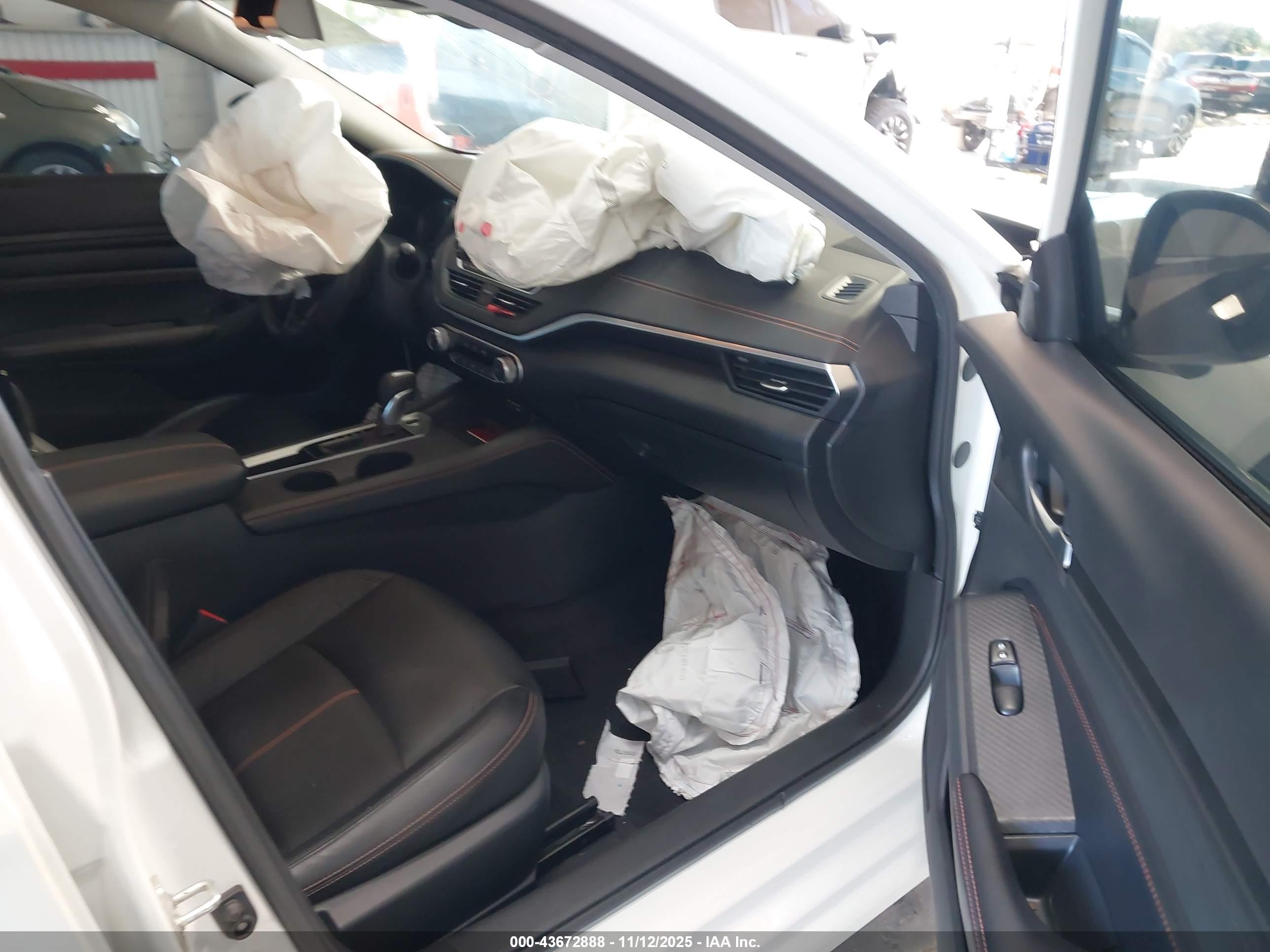 NISSAN ALTIMA image 5