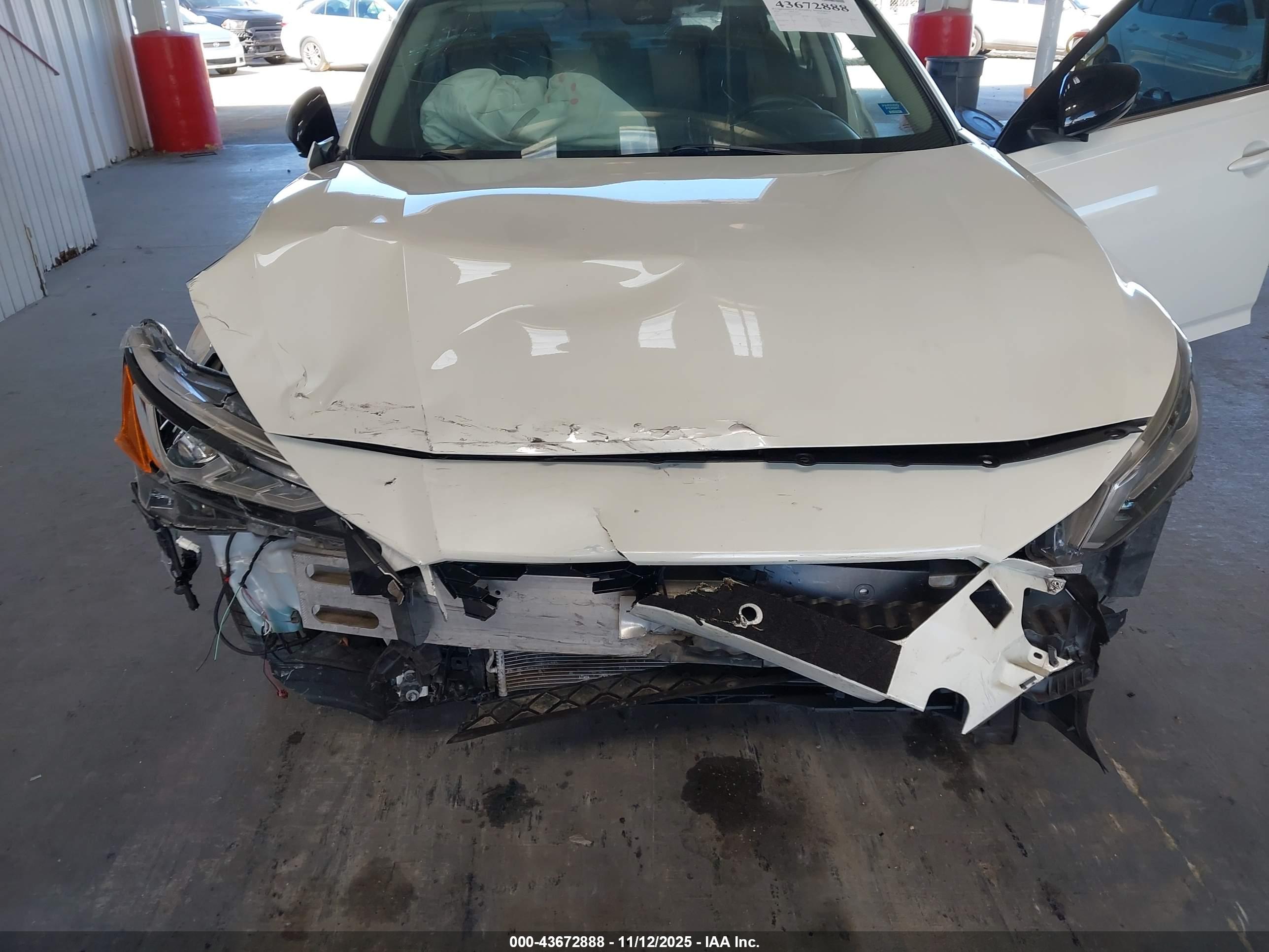 NISSAN ALTIMA image 6