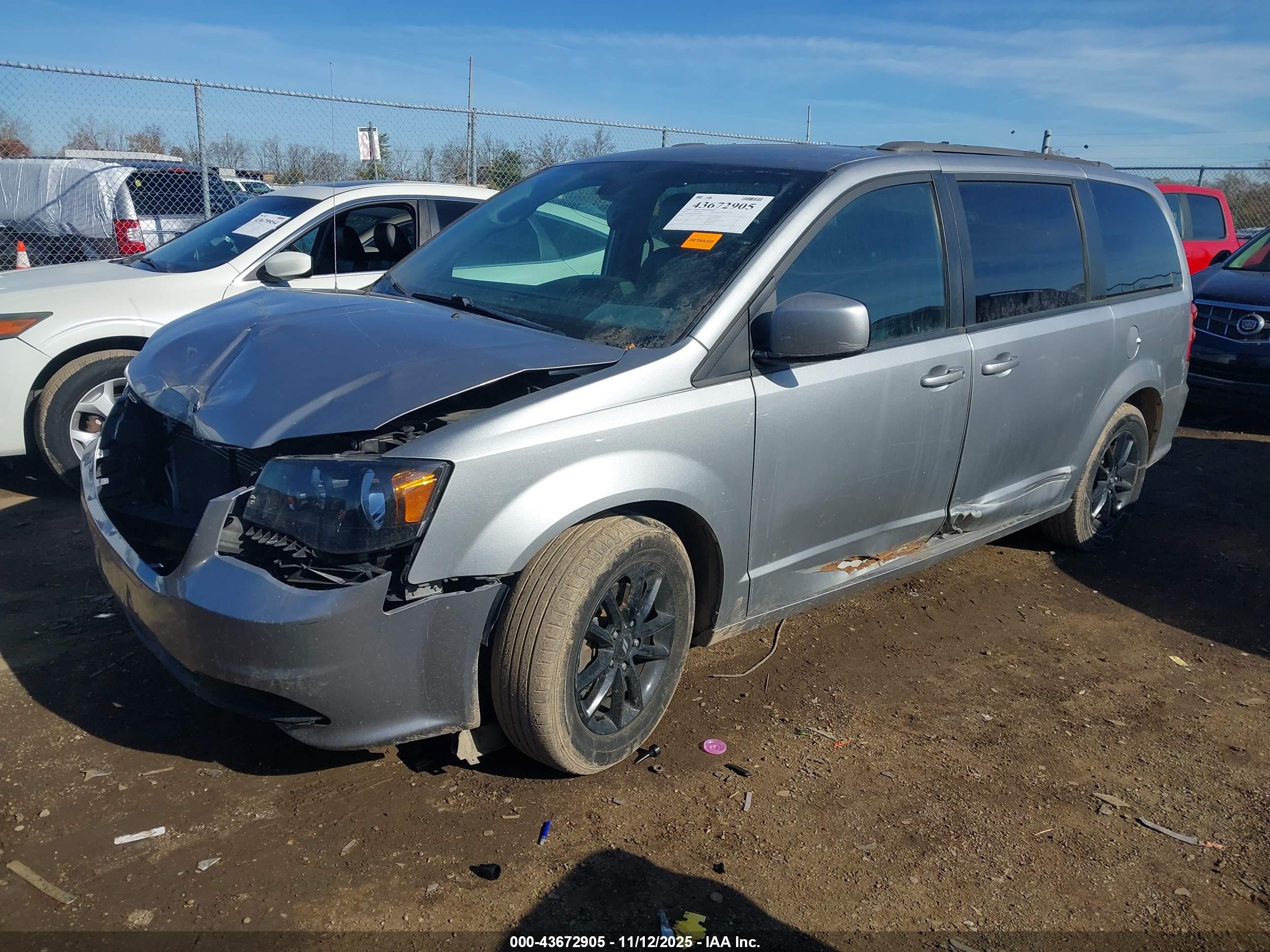 DODGE GRAND image 2