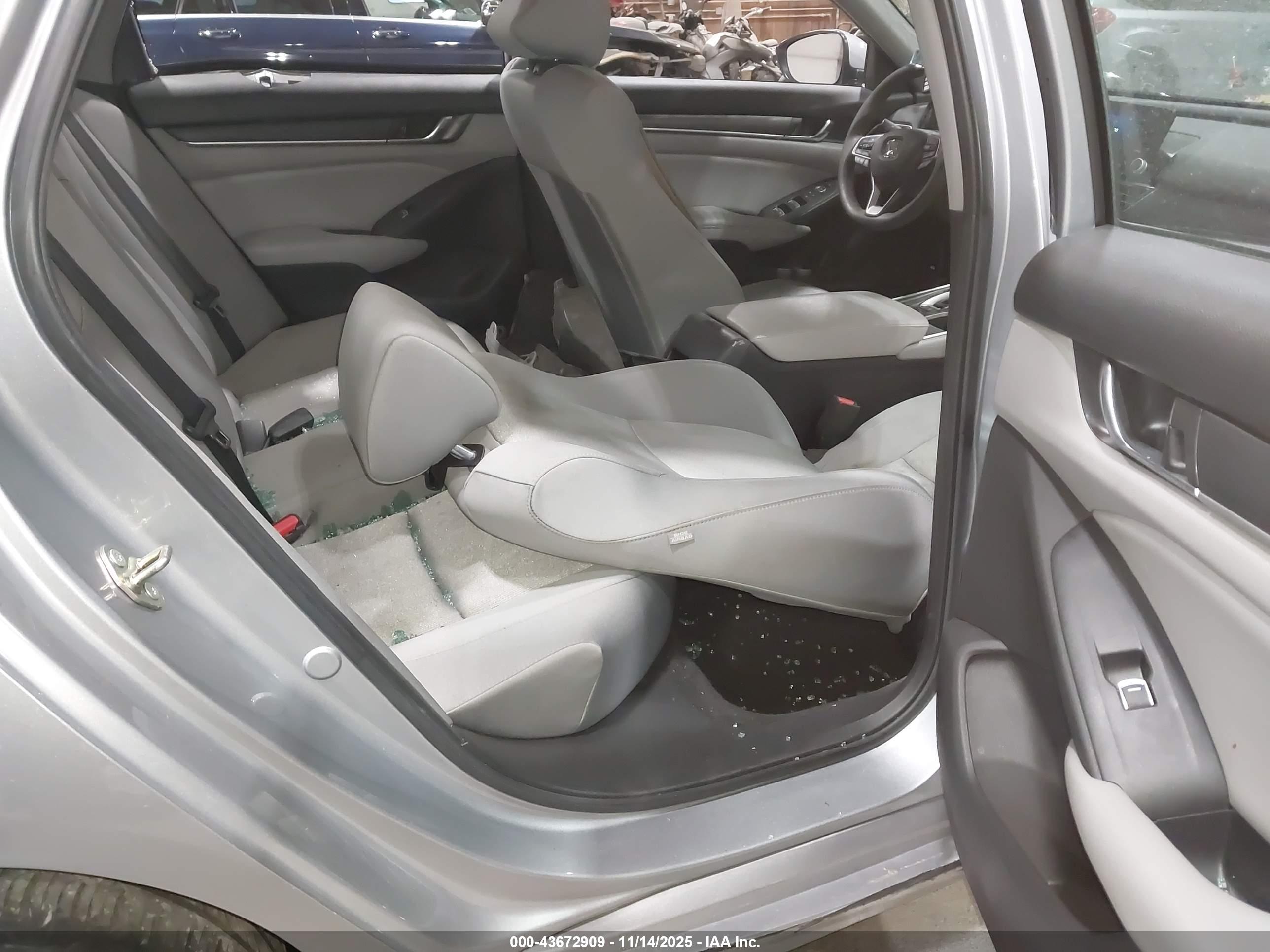 HONDA ACCORD image 8