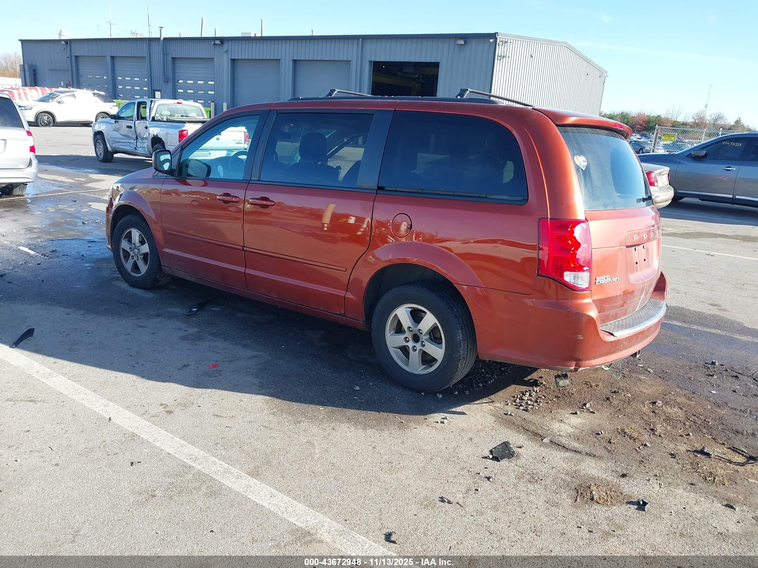 DODGE GRAND image 3