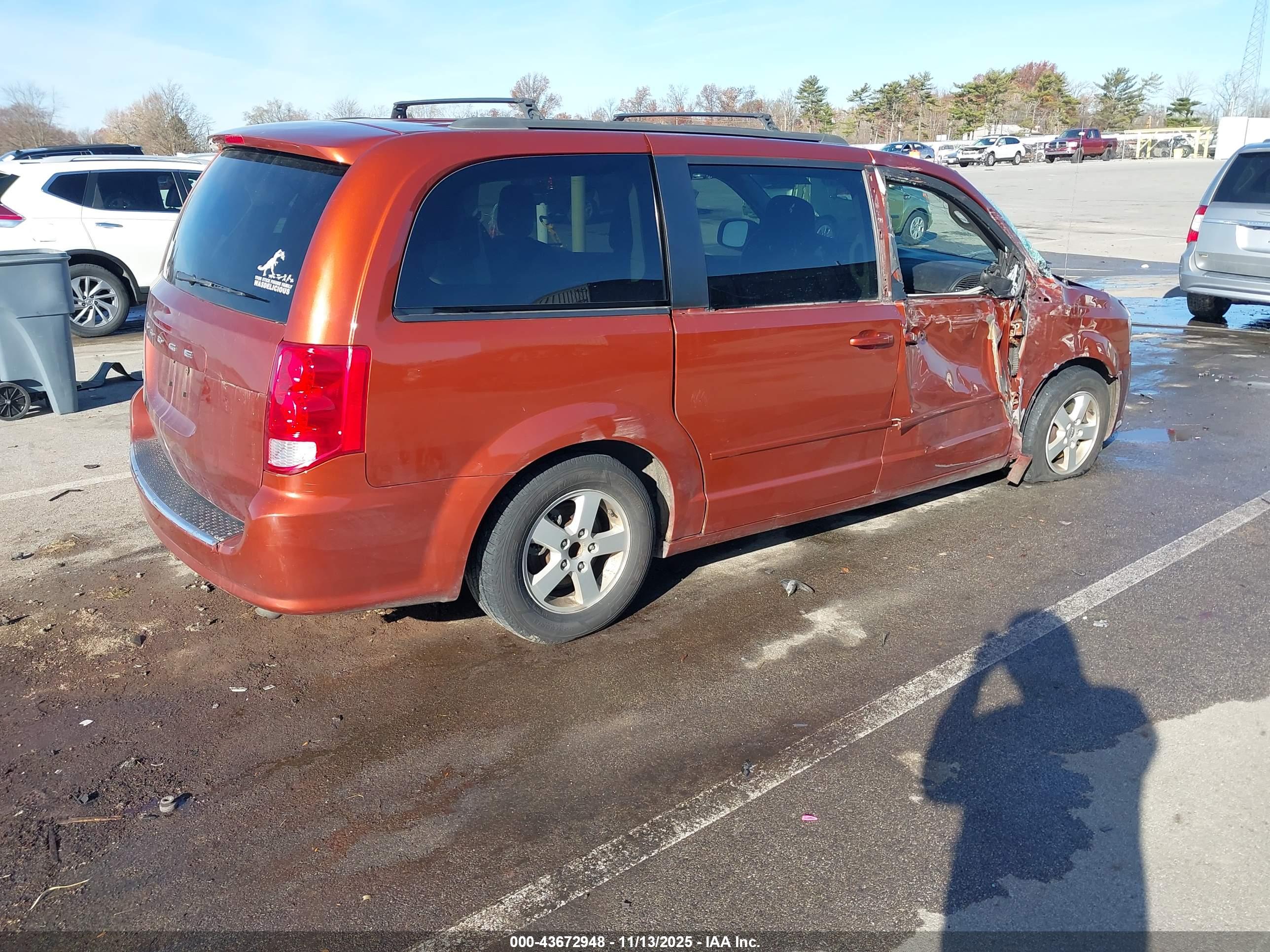 DODGE GRAND image 4