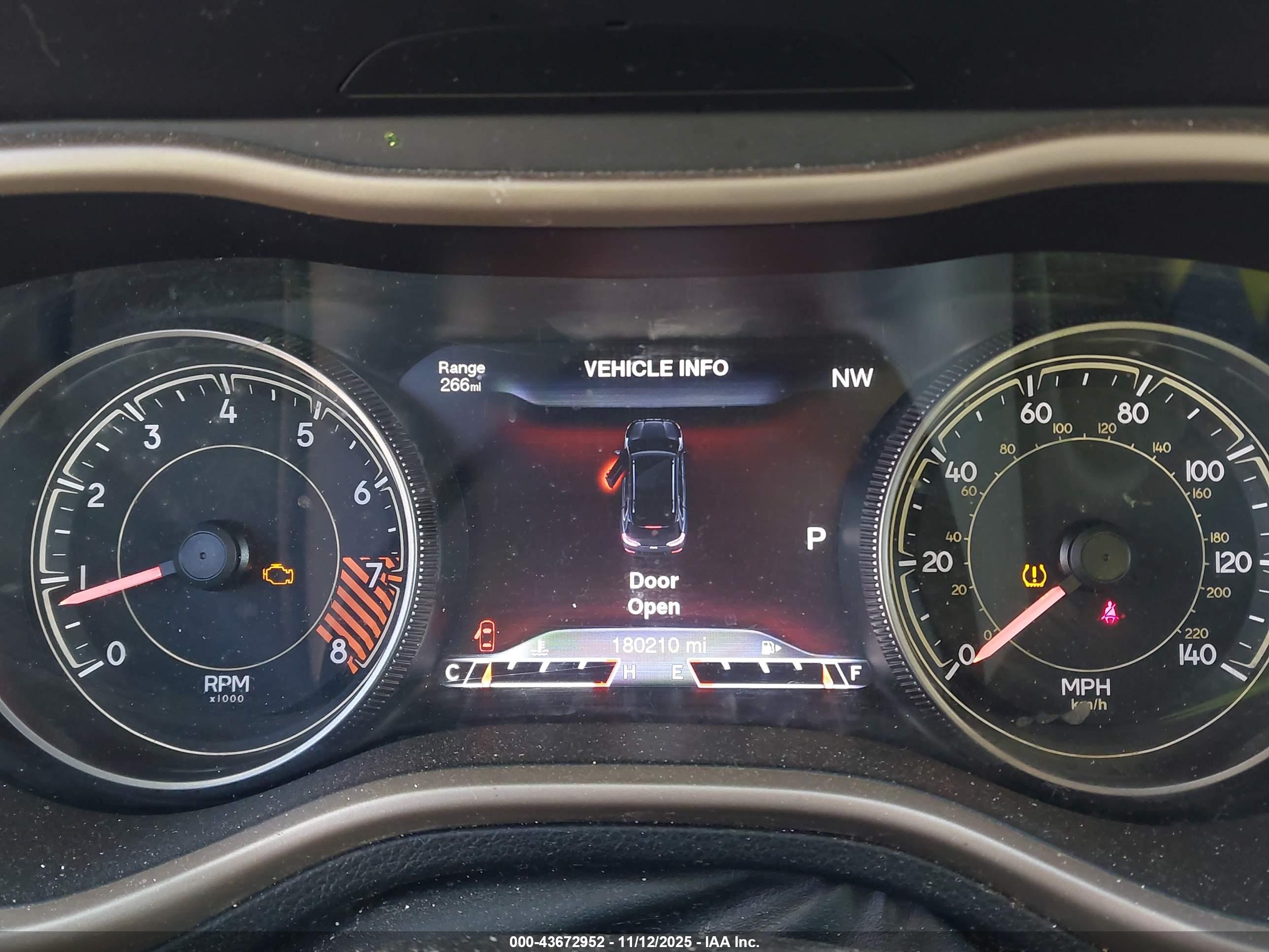 JEEP CHEROKEE image 7