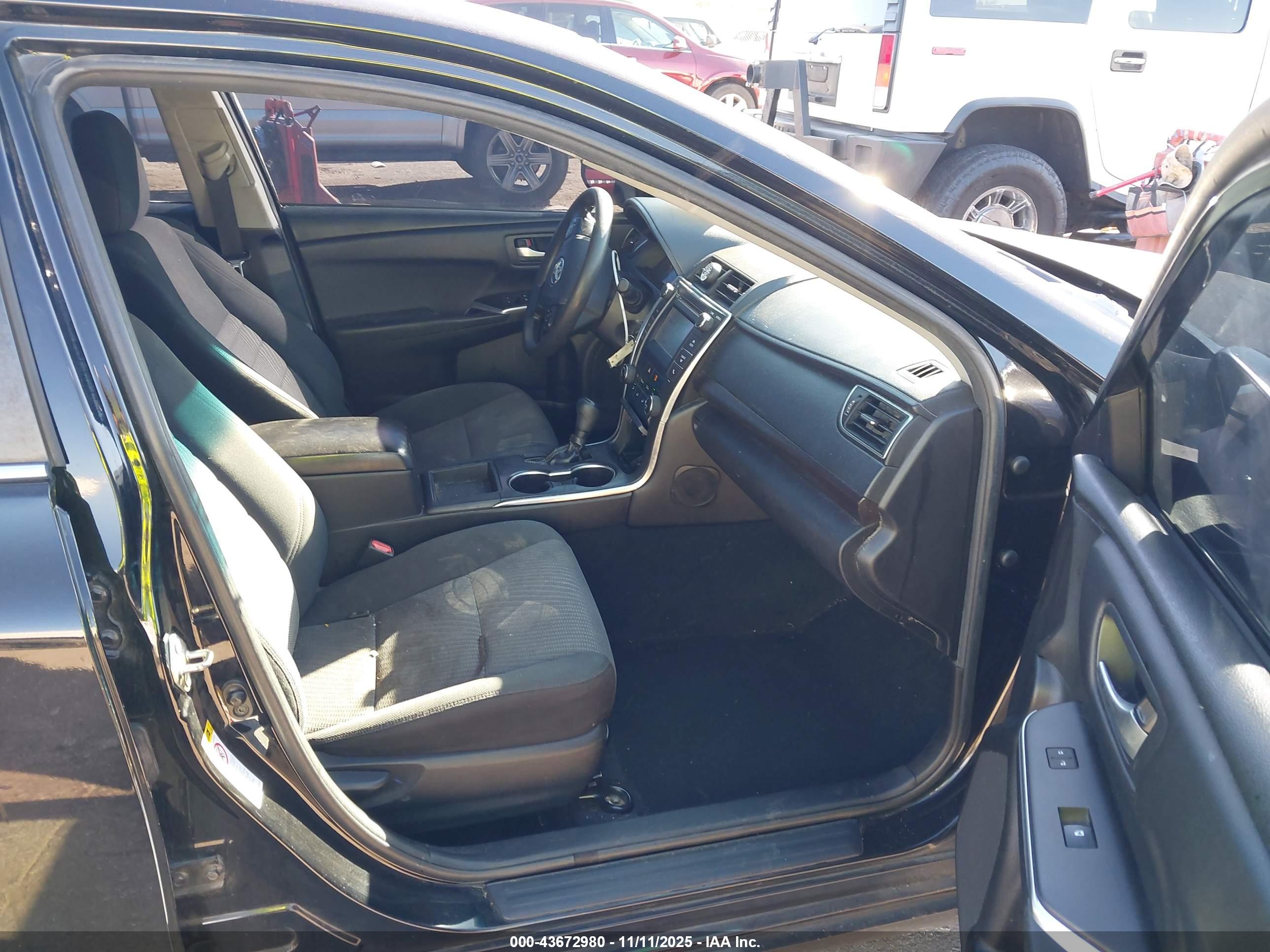 TOYOTA CAMRY image 5