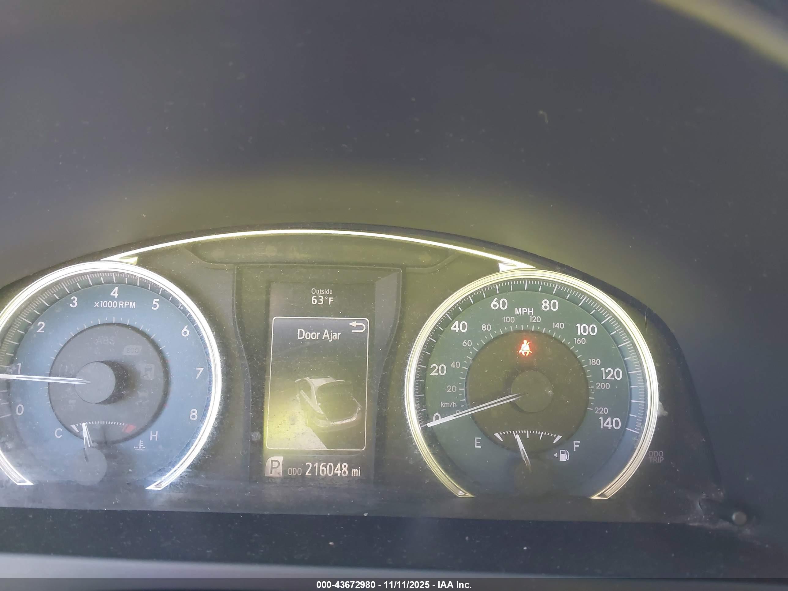 TOYOTA CAMRY image 7