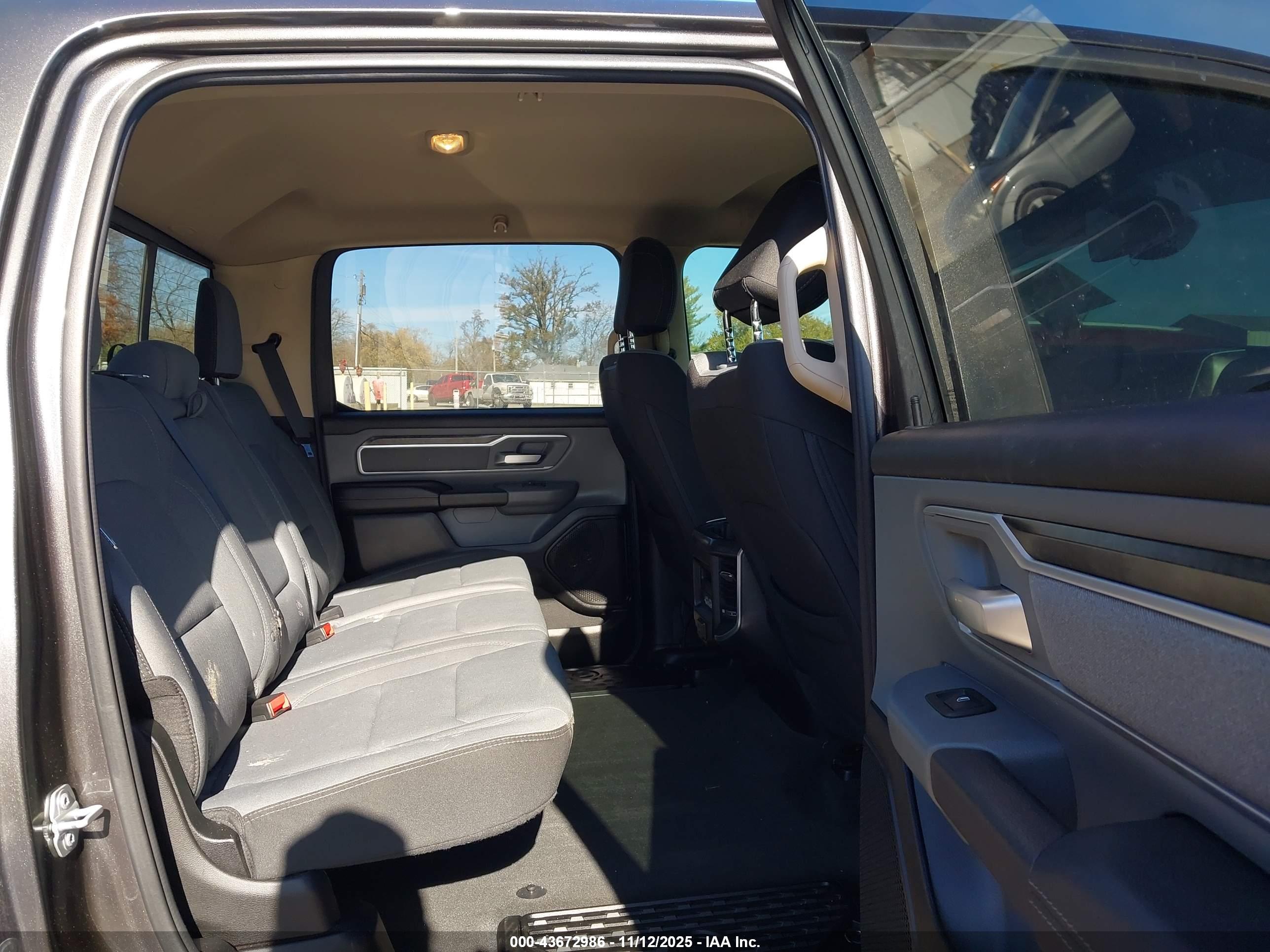 RAM 1500 image 8