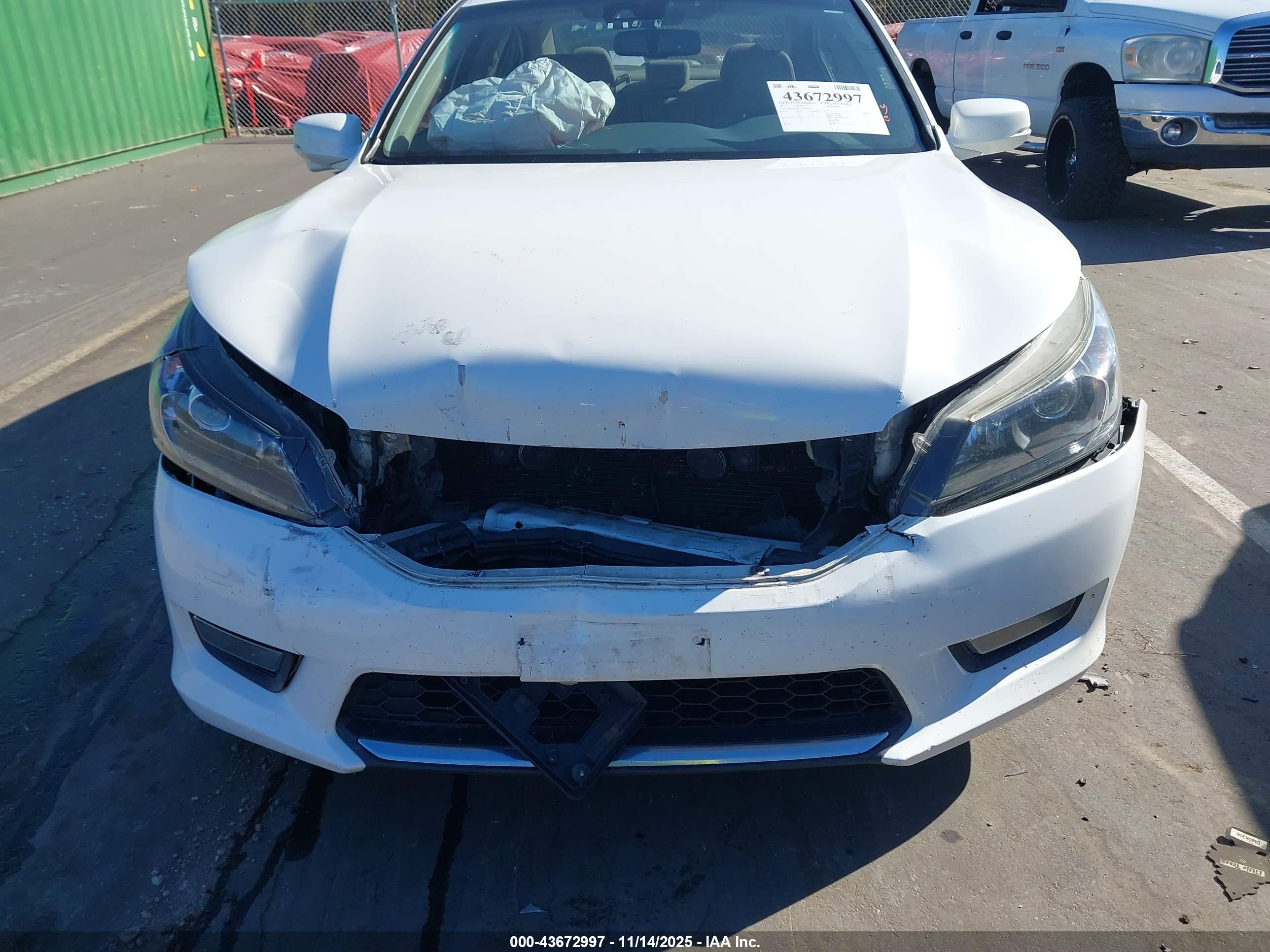 HONDA ACCORD image 6