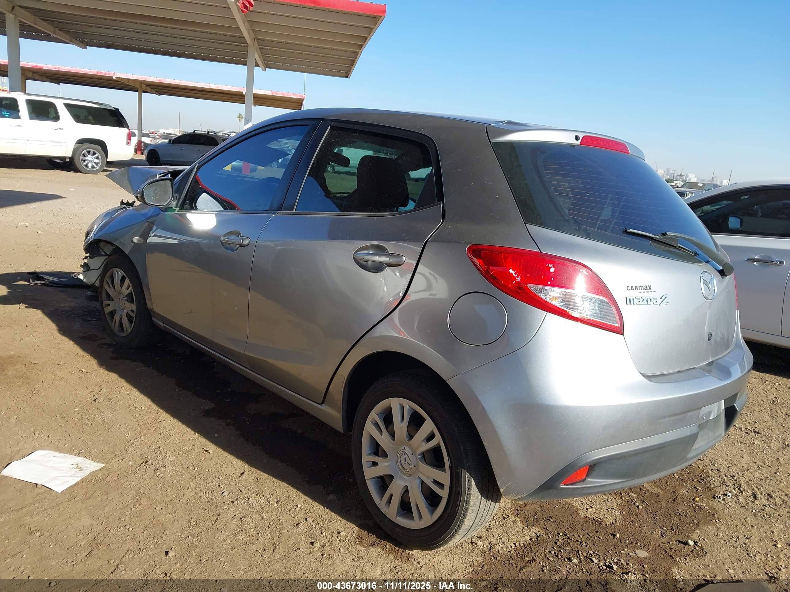 MAZDA MAZDA2 image 3