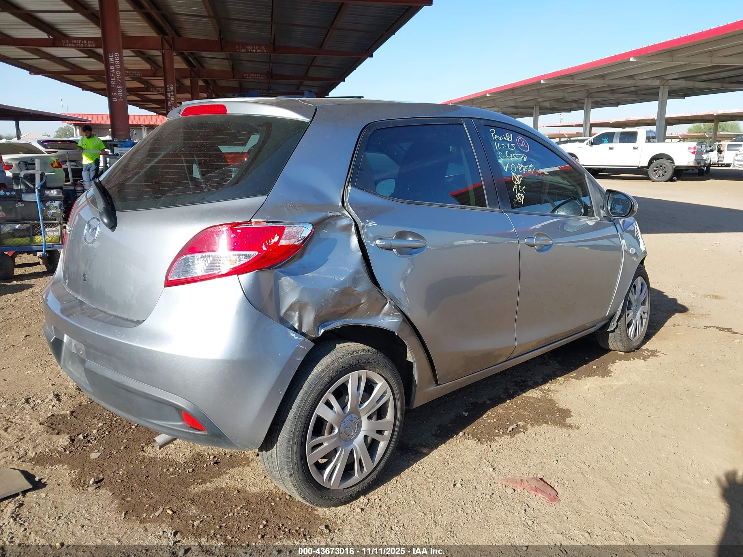 MAZDA MAZDA2 image 4