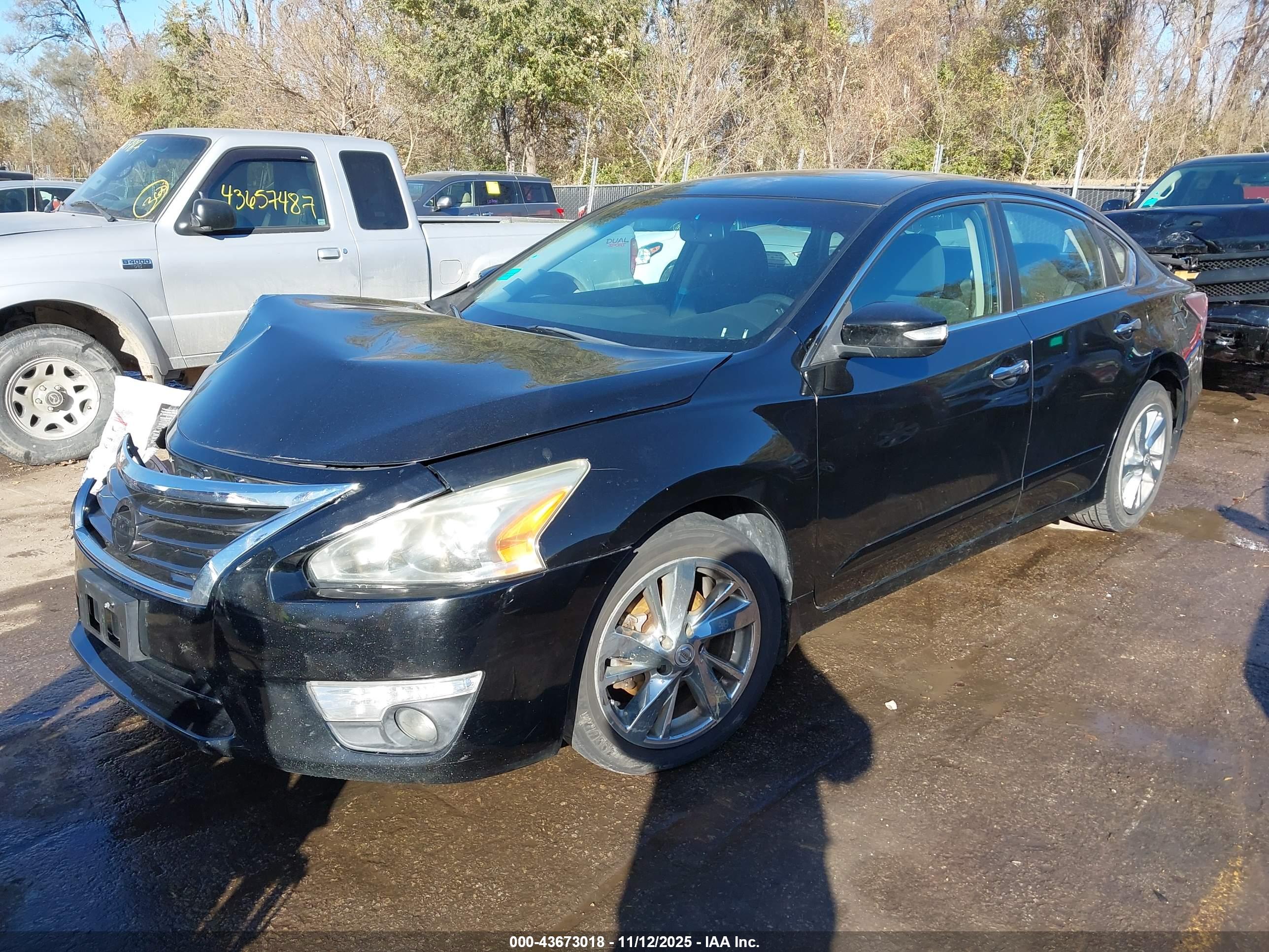 NISSAN ALTIMA image 2