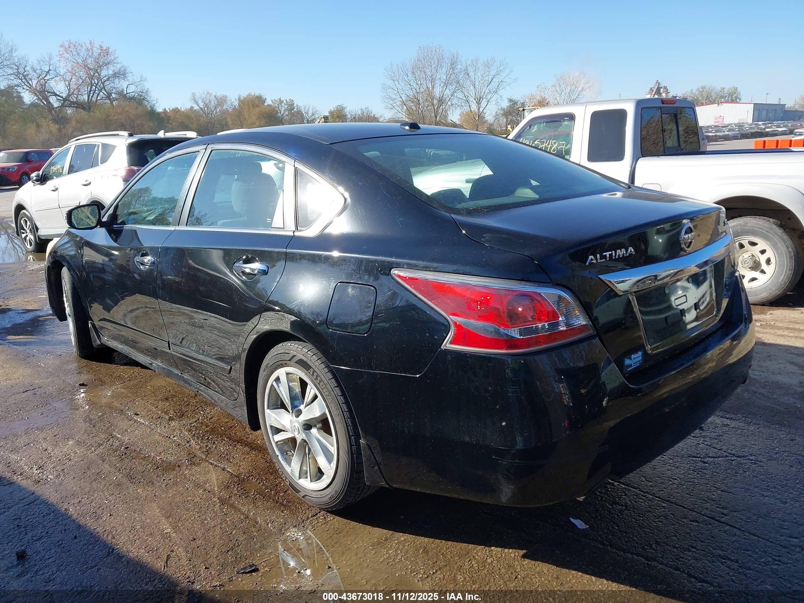NISSAN ALTIMA image 3