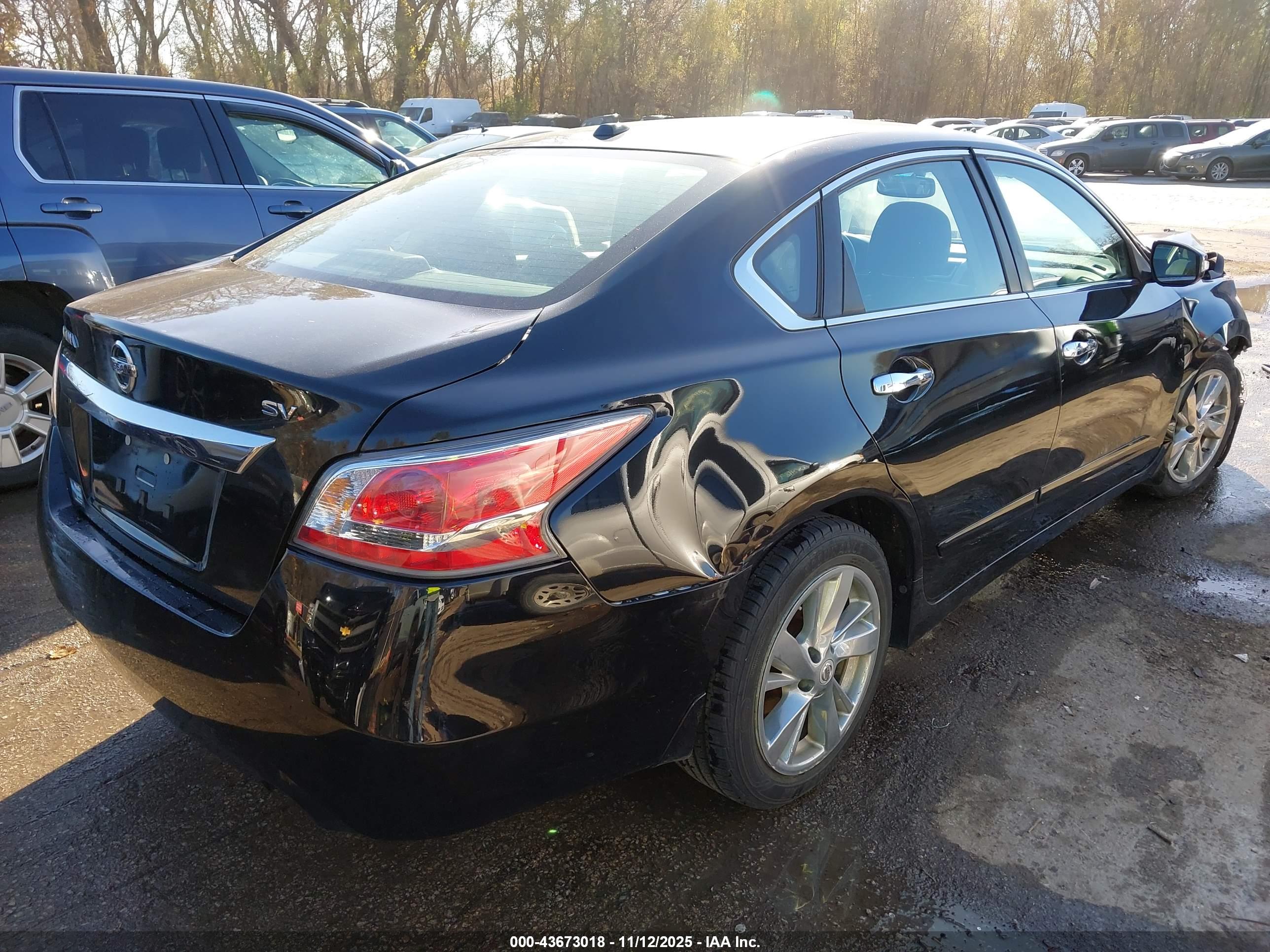 NISSAN ALTIMA image 4