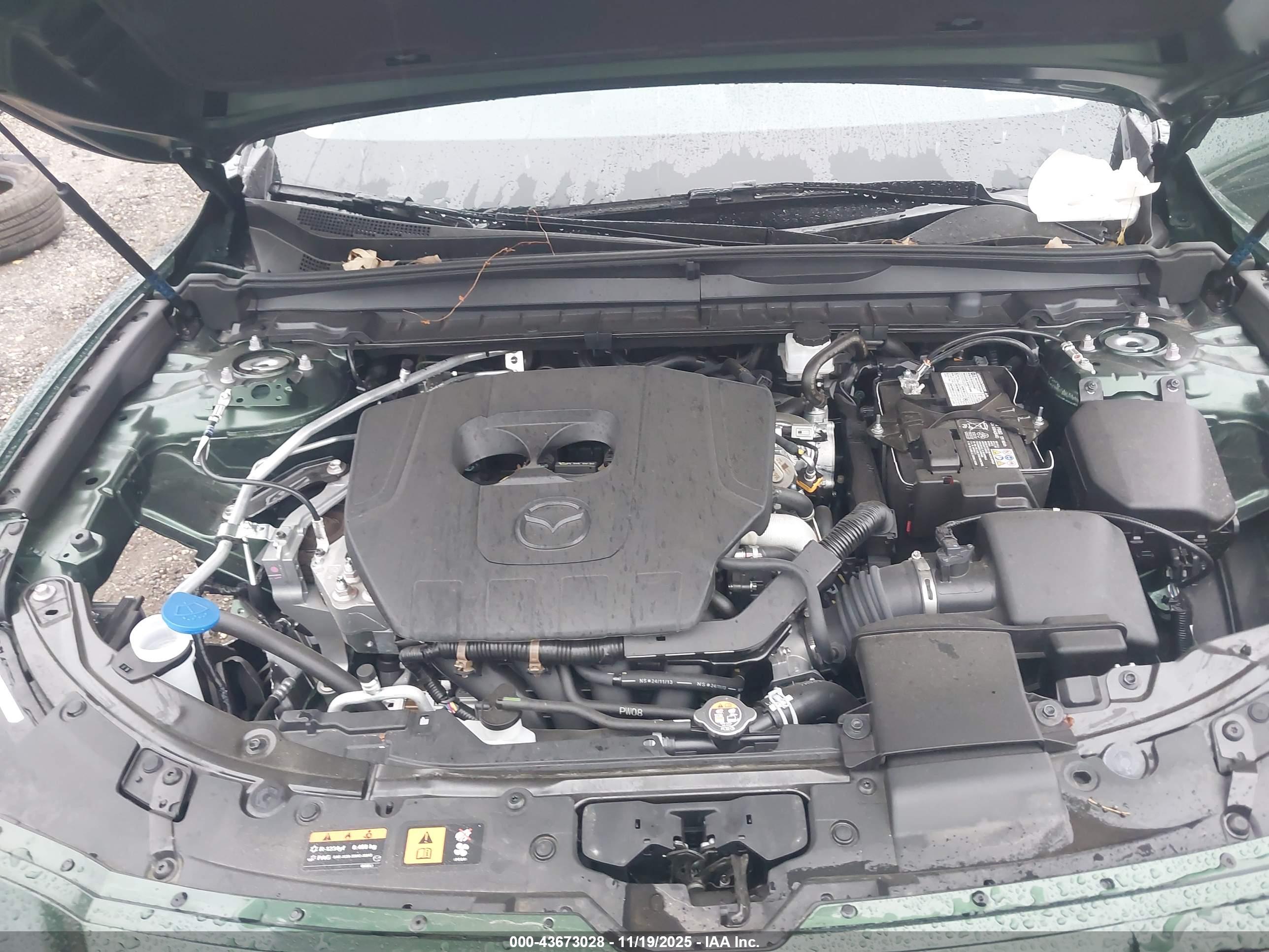 MAZDA CX-50 image 10