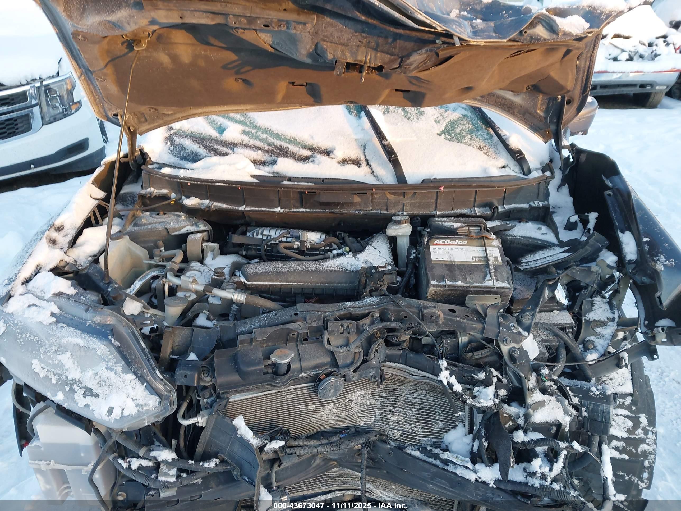 NISSAN ROGUE image 10