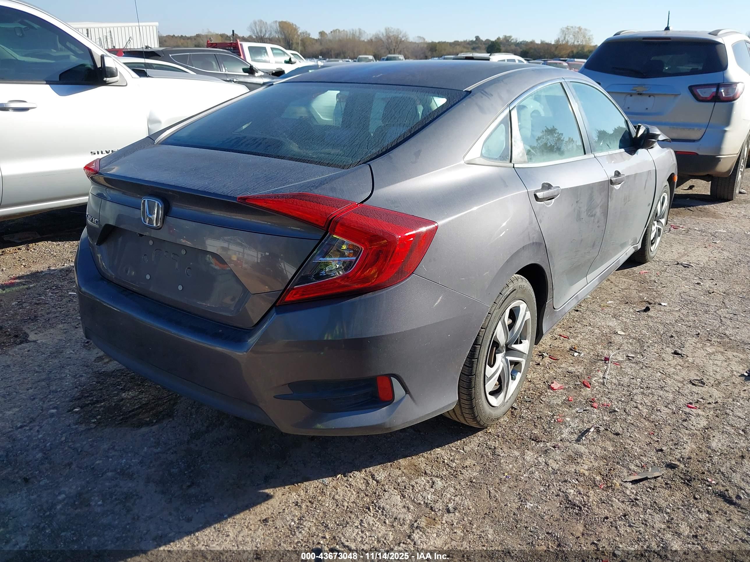 HONDA CIVIC image 4