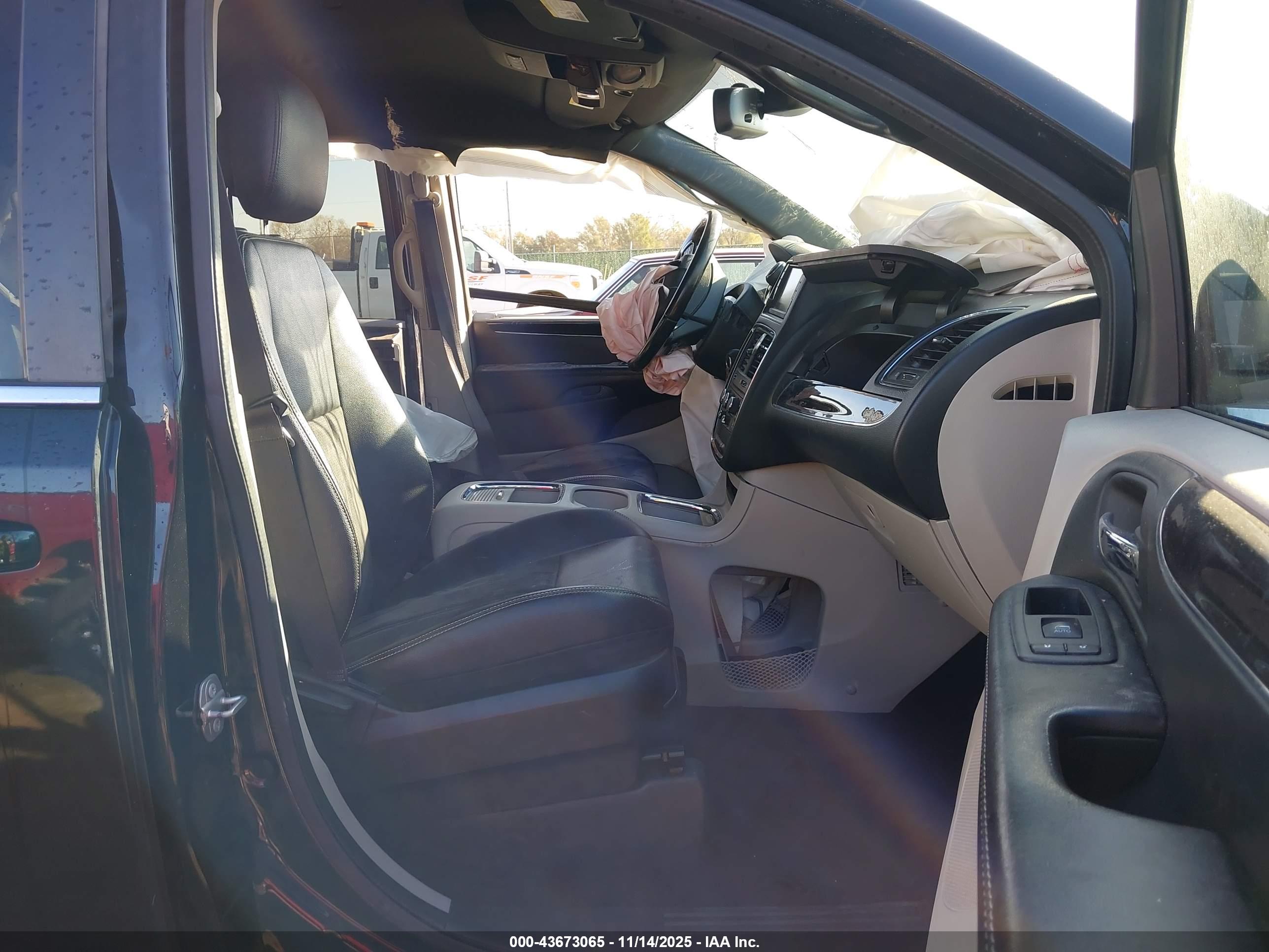 DODGE GRAND image 5