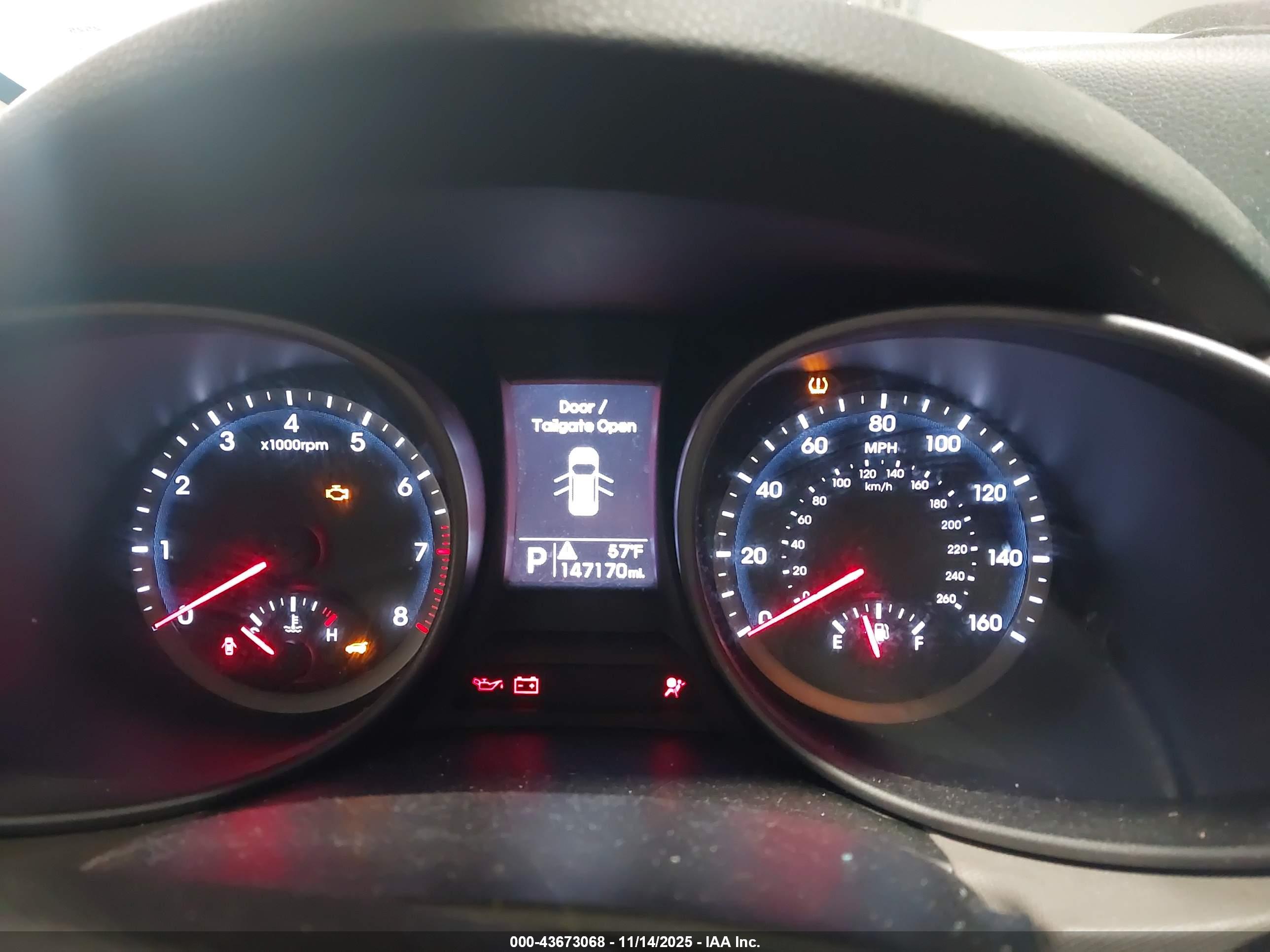 HYUNDAI SANTA image 7