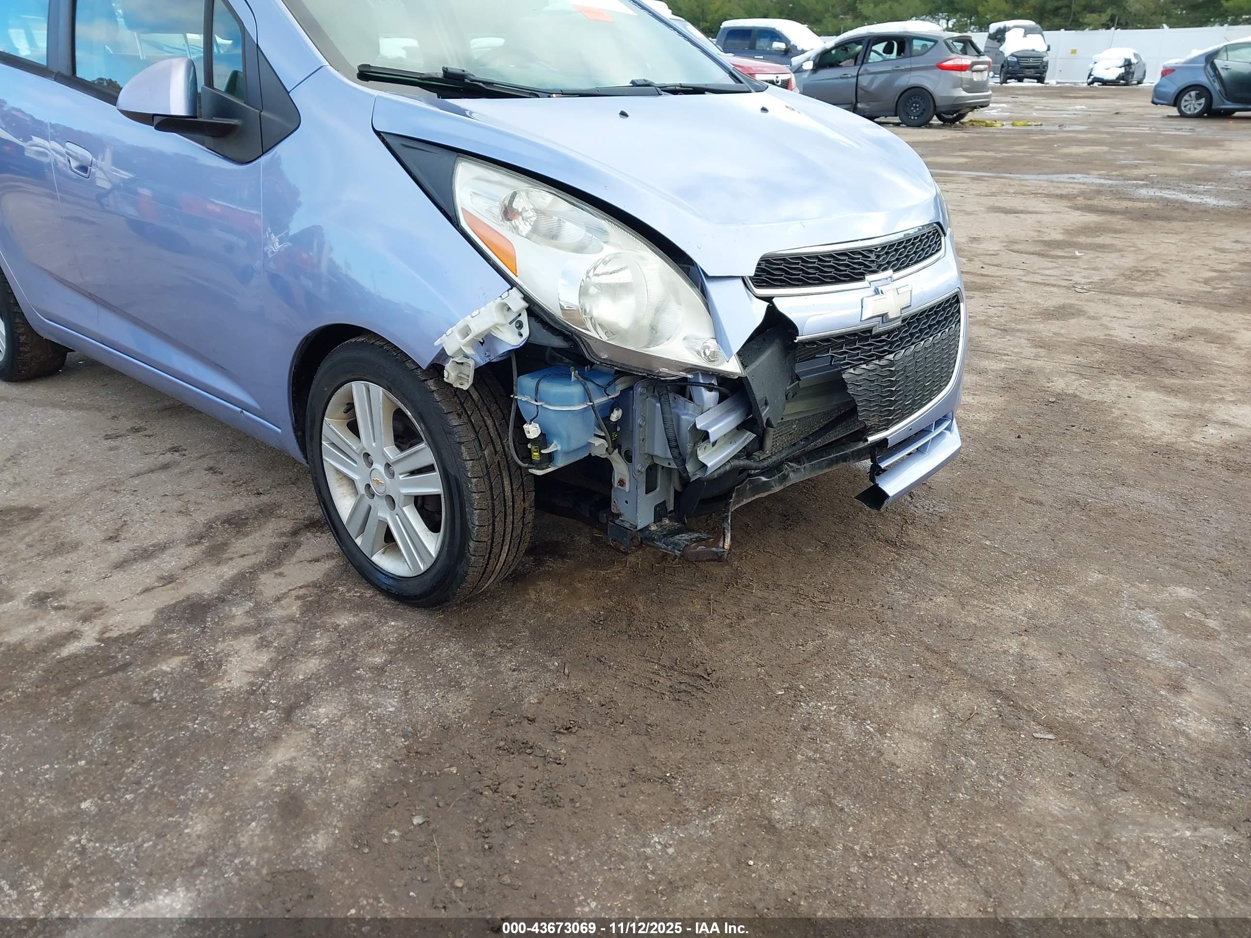 CHEVROLET SPARK image 6