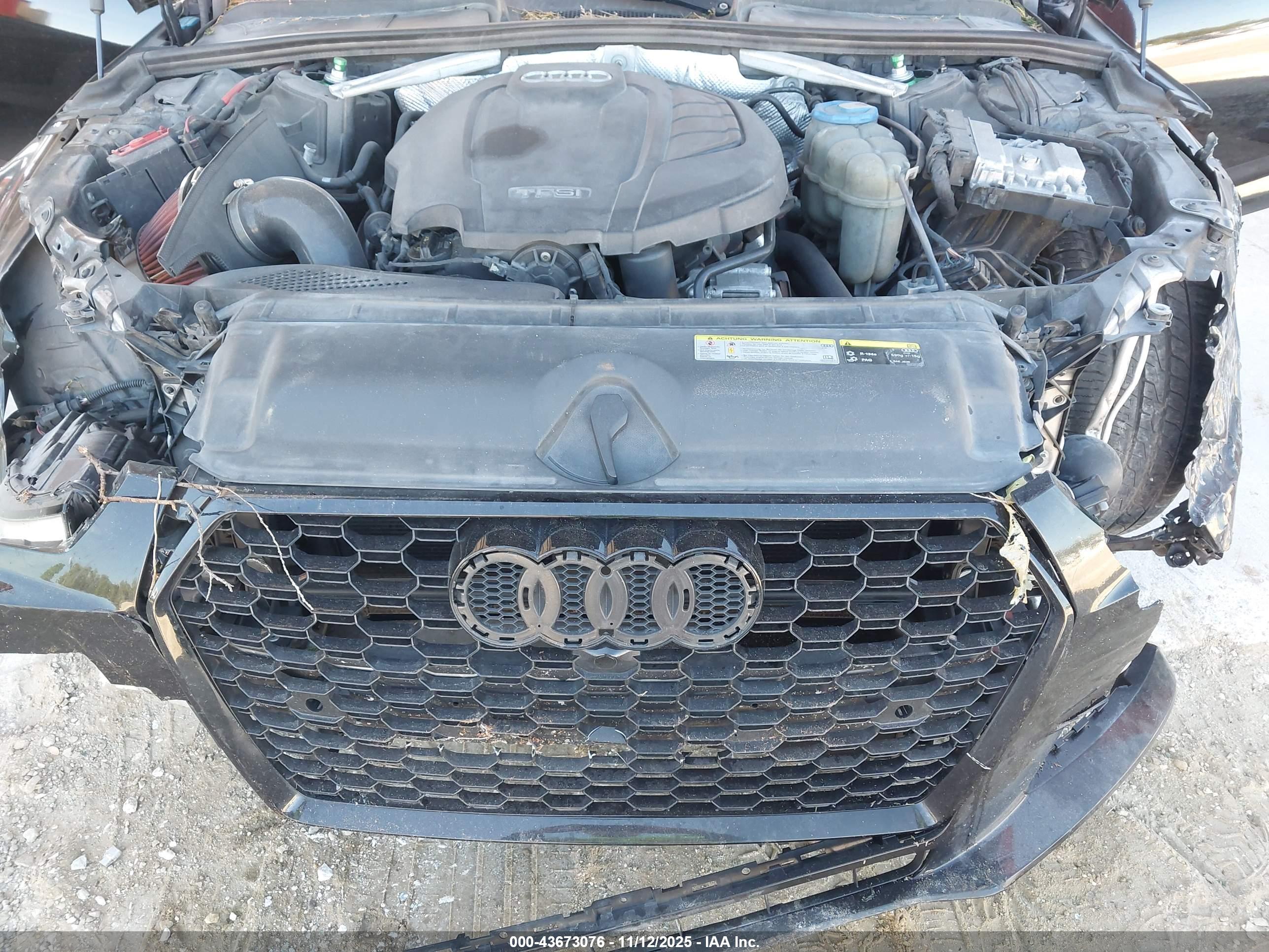 AUDI A4 image 10
