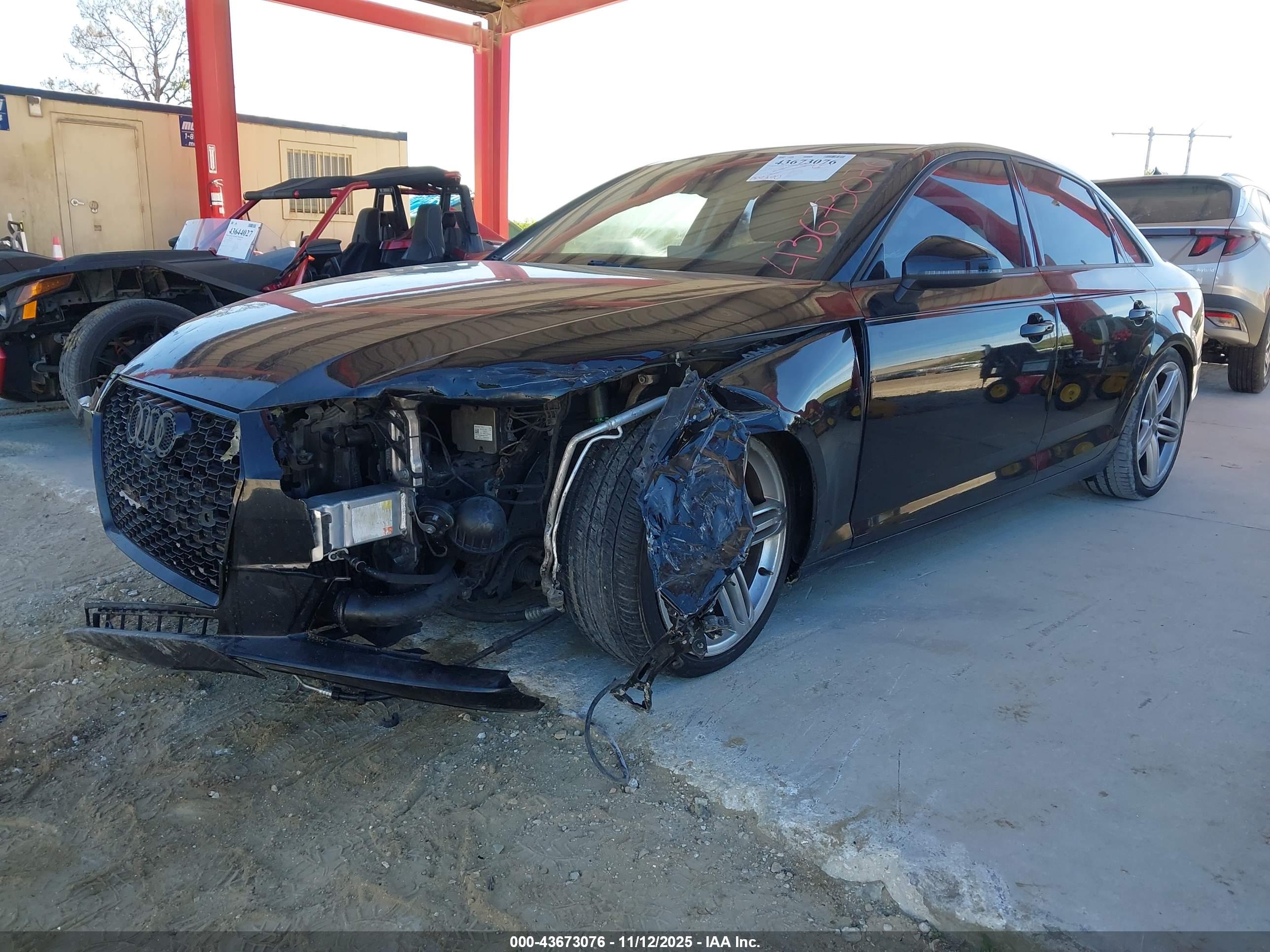 AUDI A4 image 2
