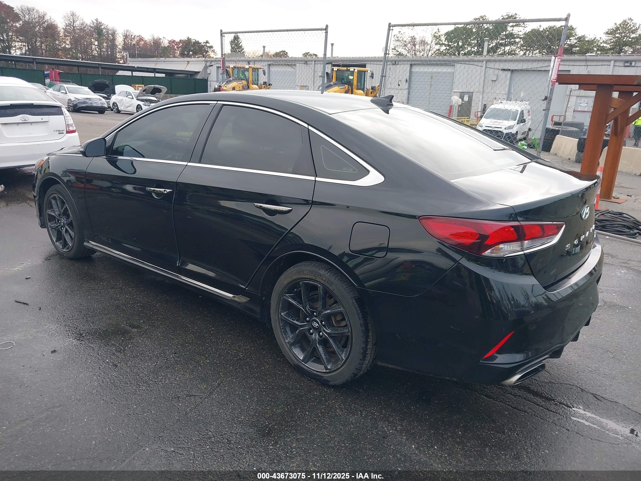 HYUNDAI SONATA image 3