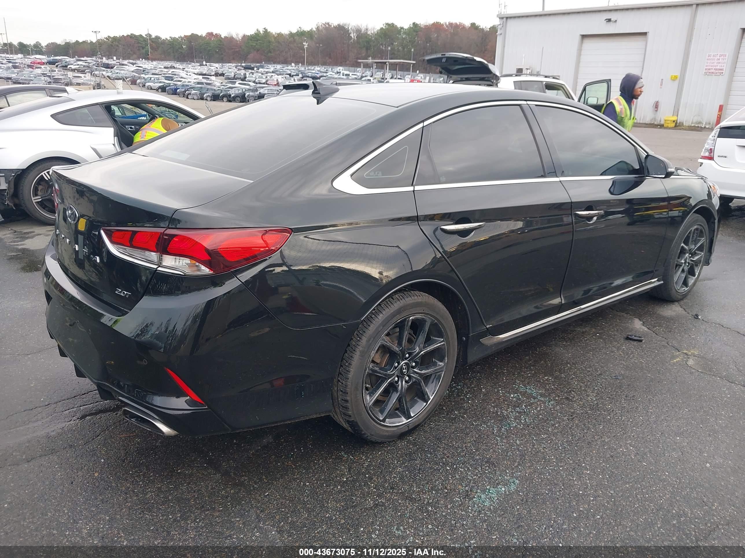 HYUNDAI SONATA image 4