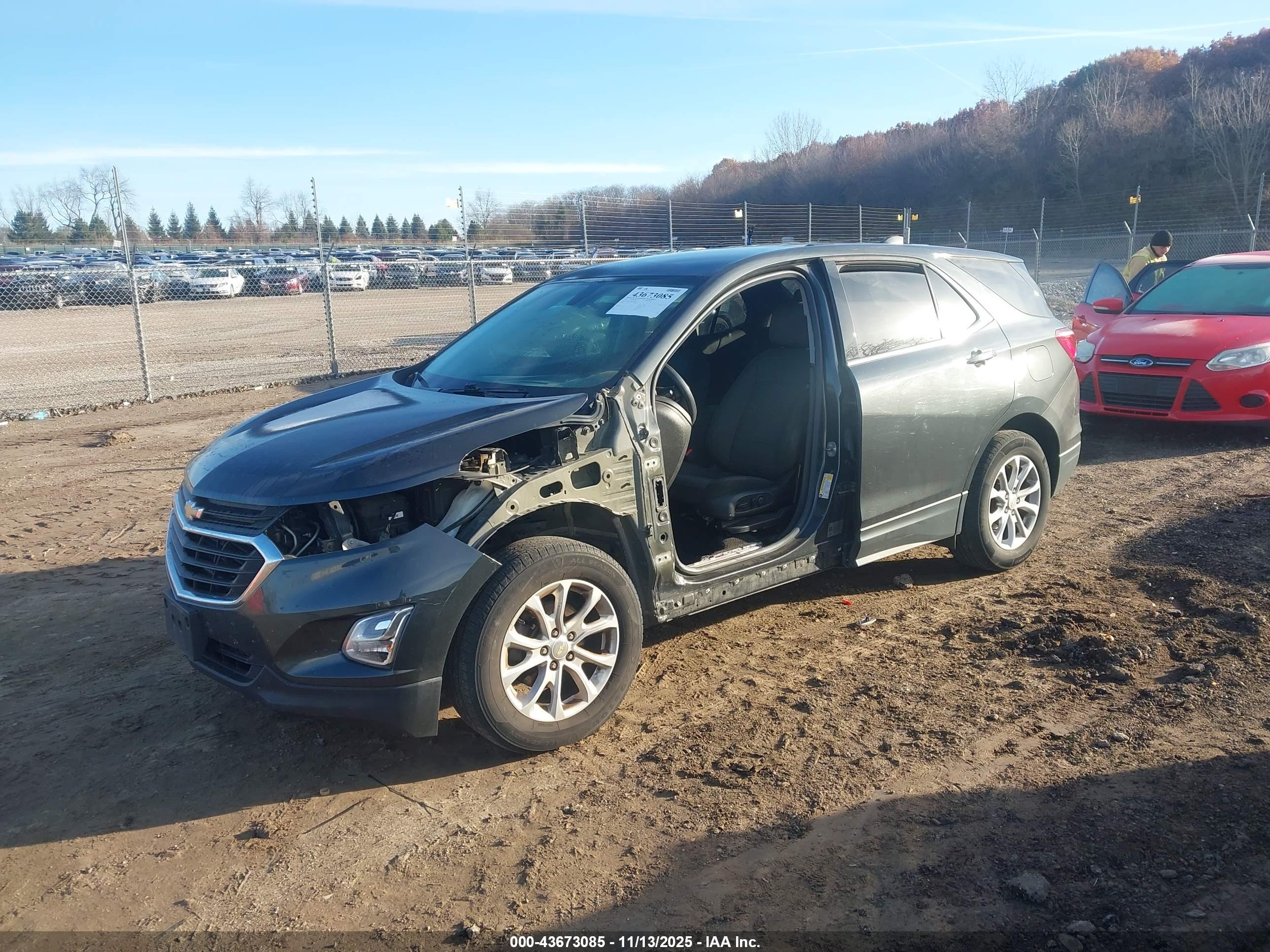 CHEVROLET EQUINOX image 2
