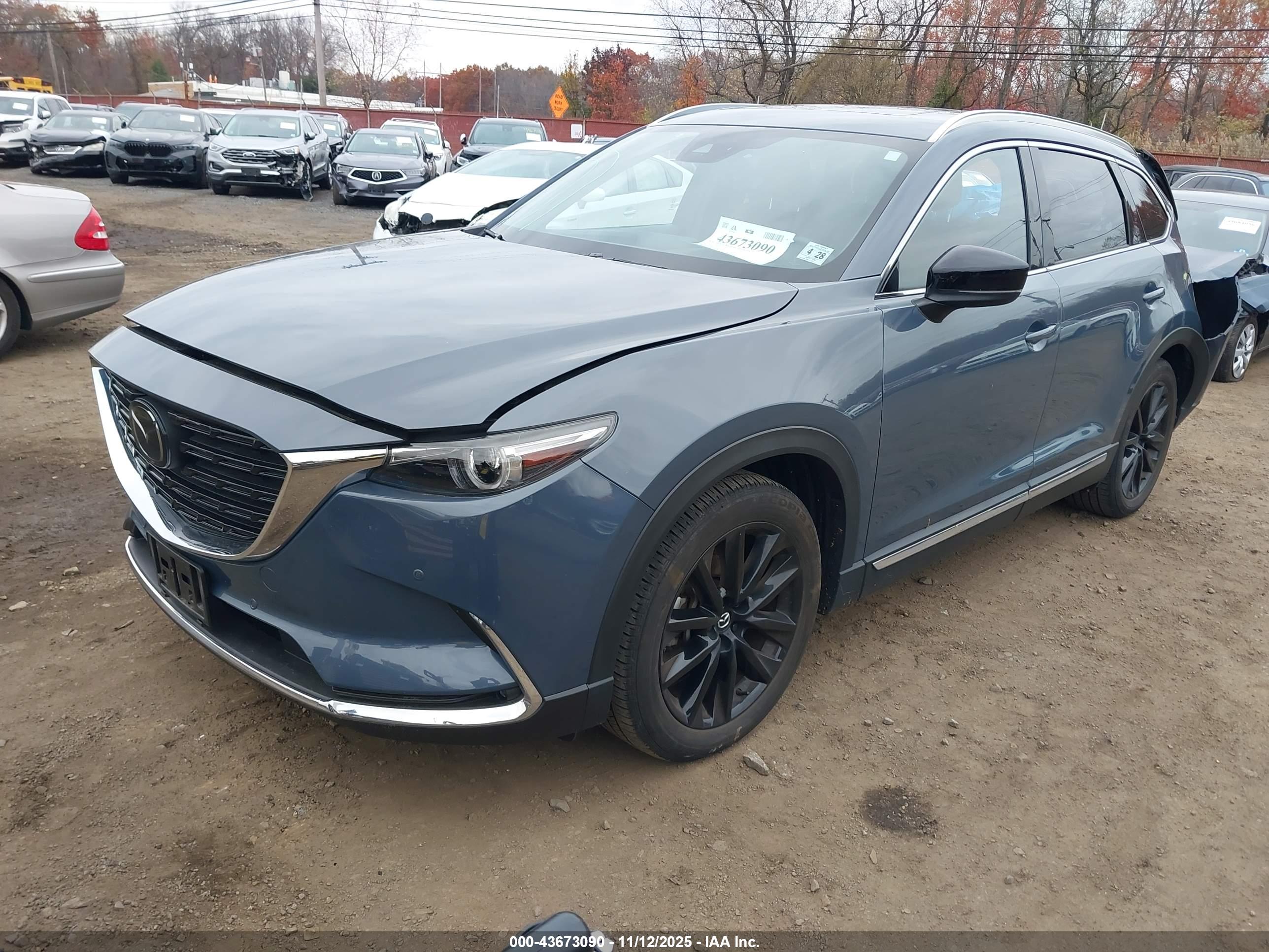 MAZDA CX-9 image 2