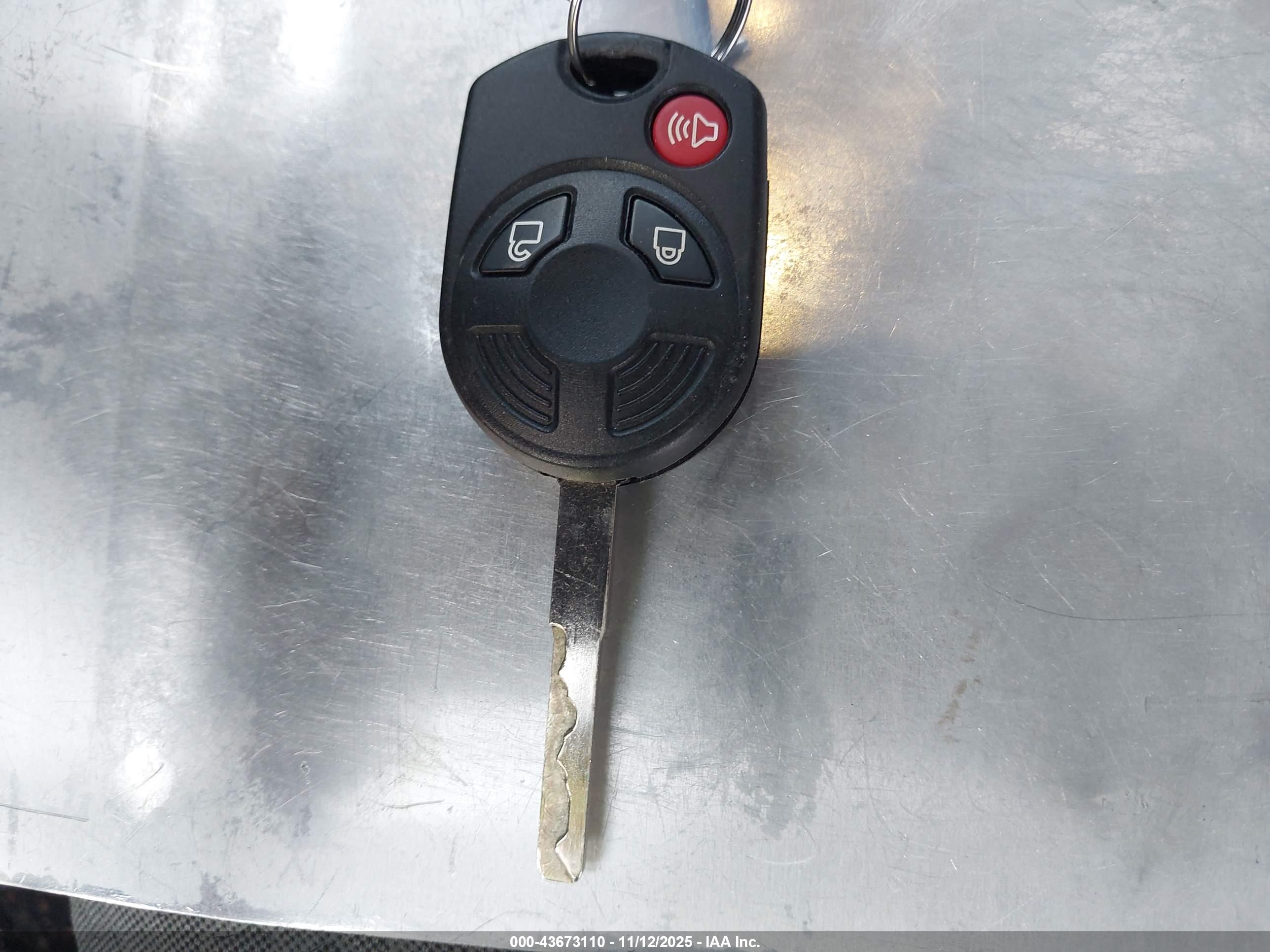 FORD ESCAPE image 11