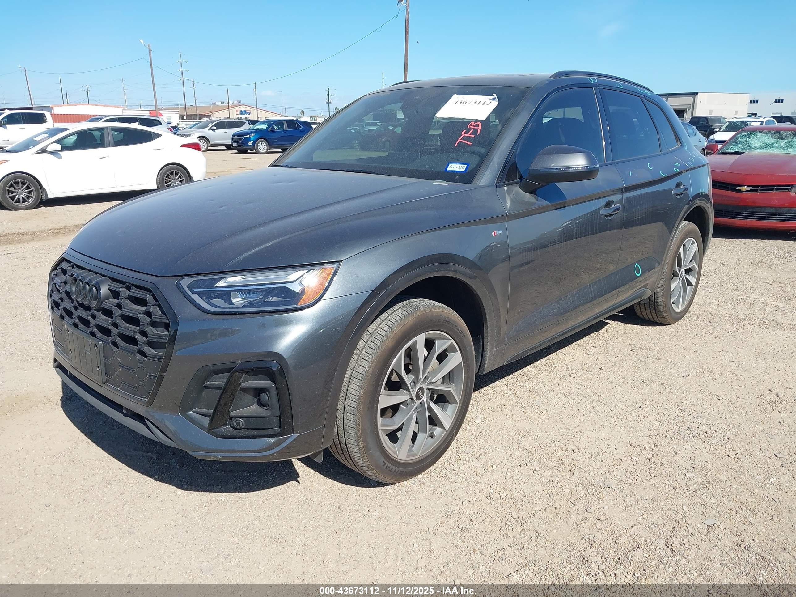 AUDI Q5 image 2