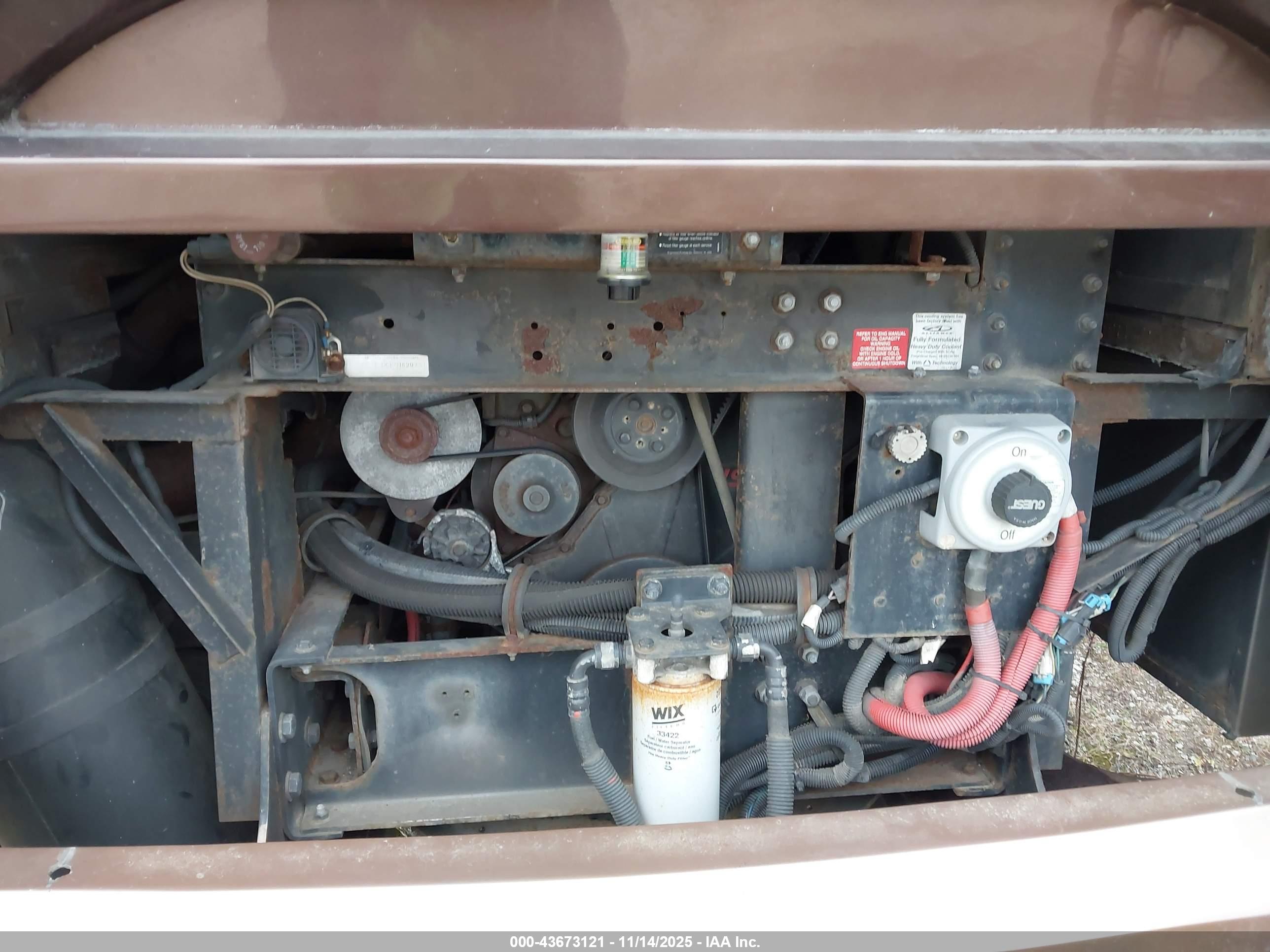 FREIGHTLINER CHASSIS image 10