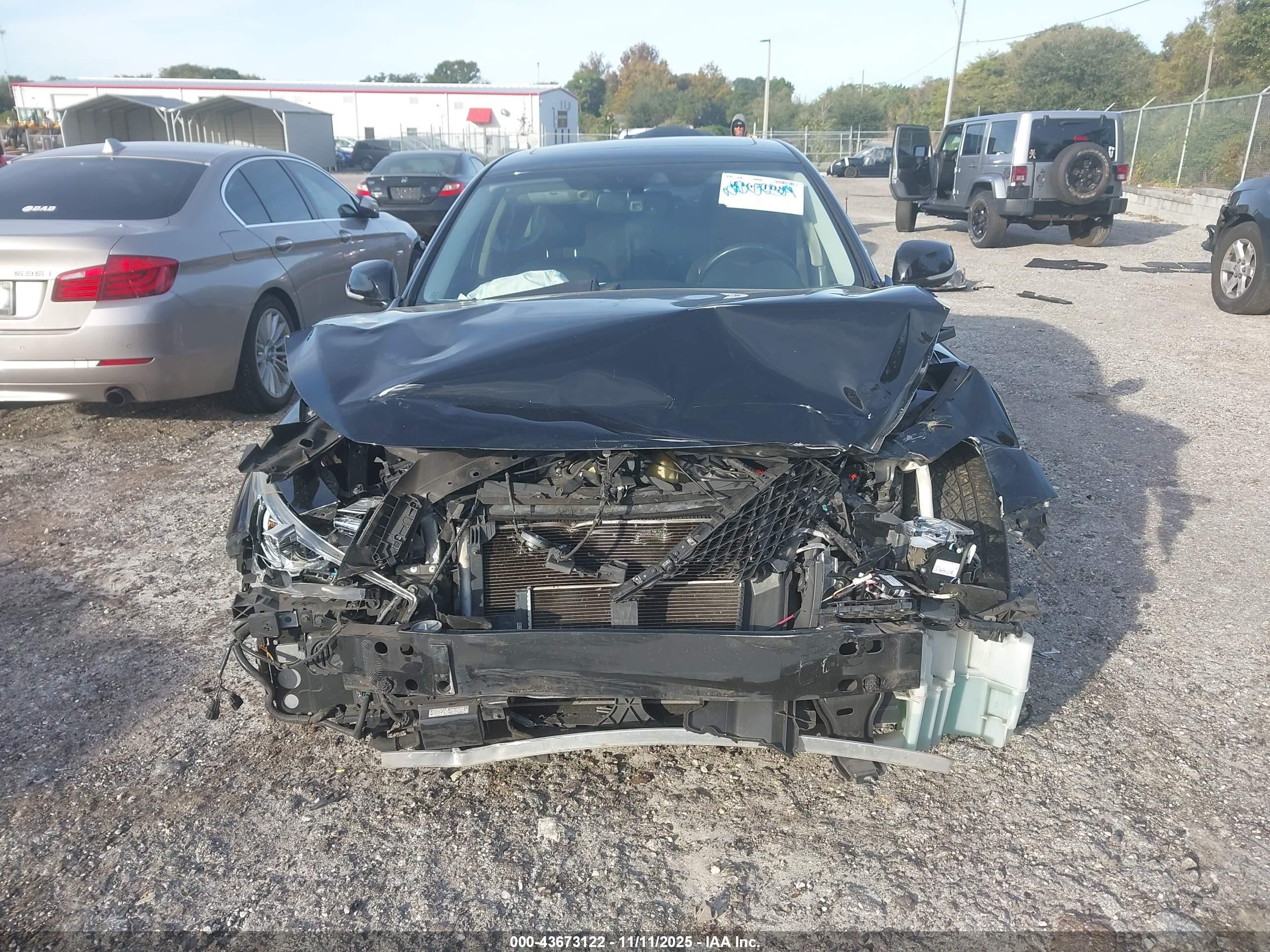 INFINITI Q50 image 6