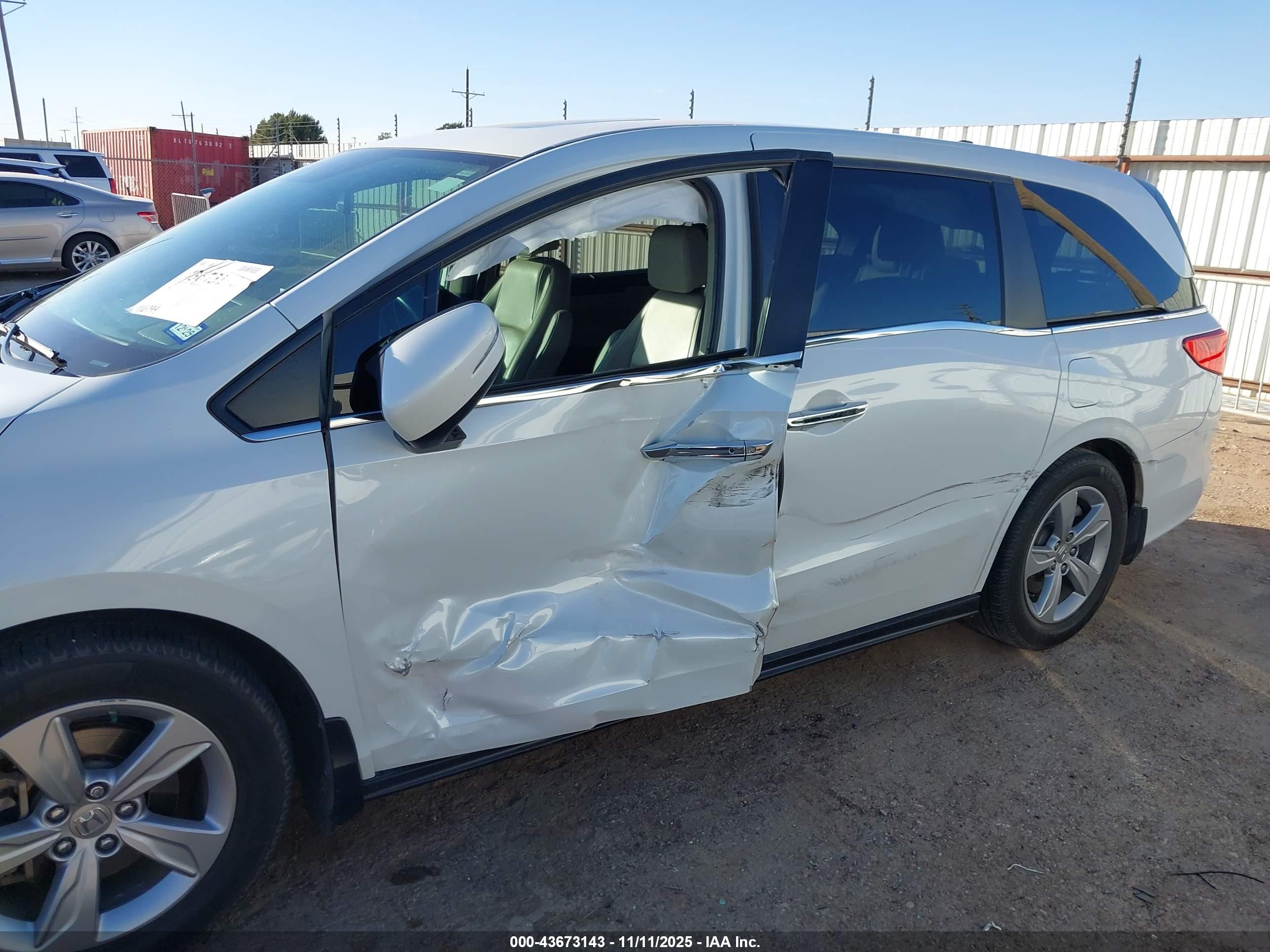 HONDA ODYSSEY image 6
