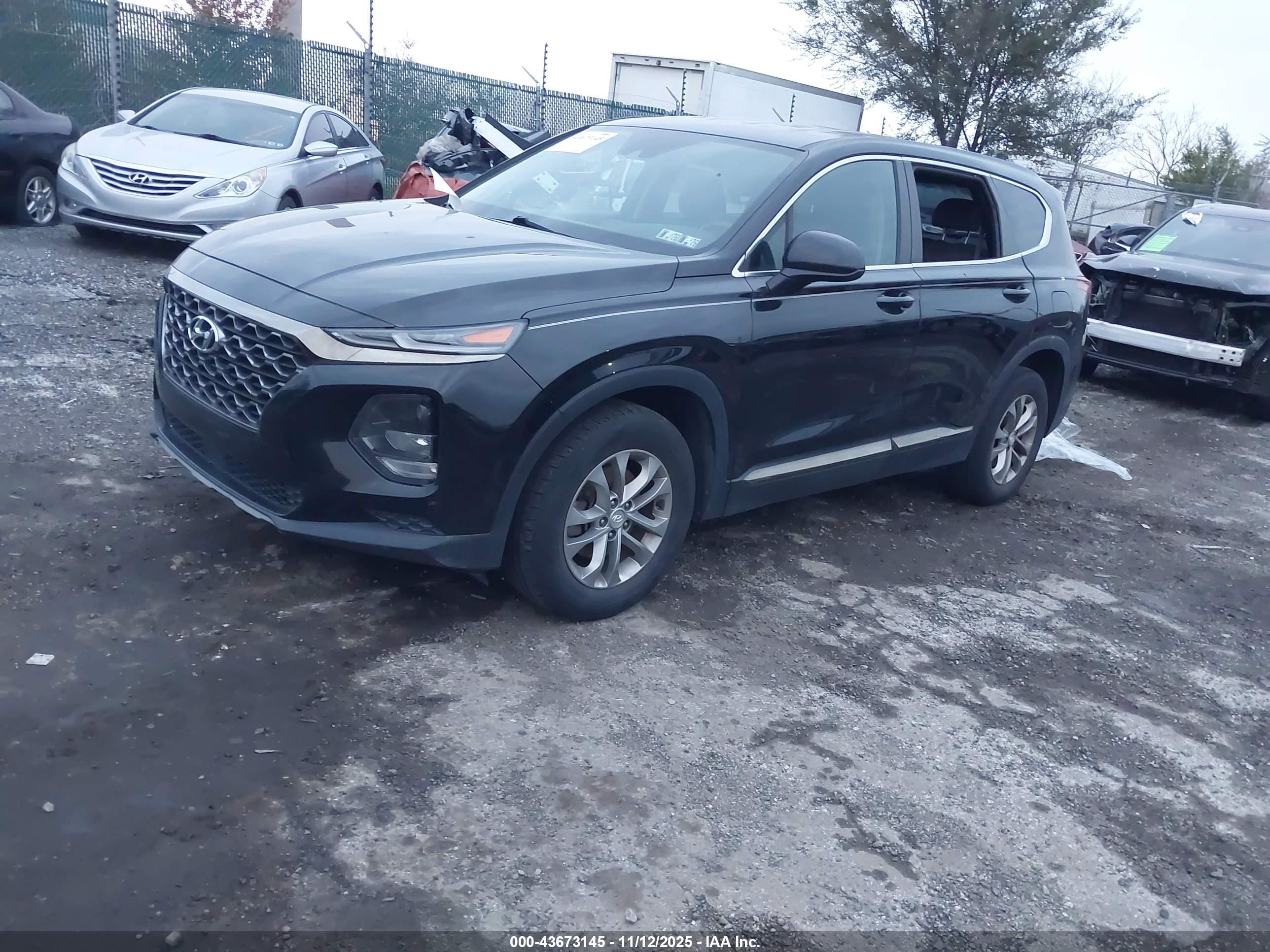 HYUNDAI SANTA image 2