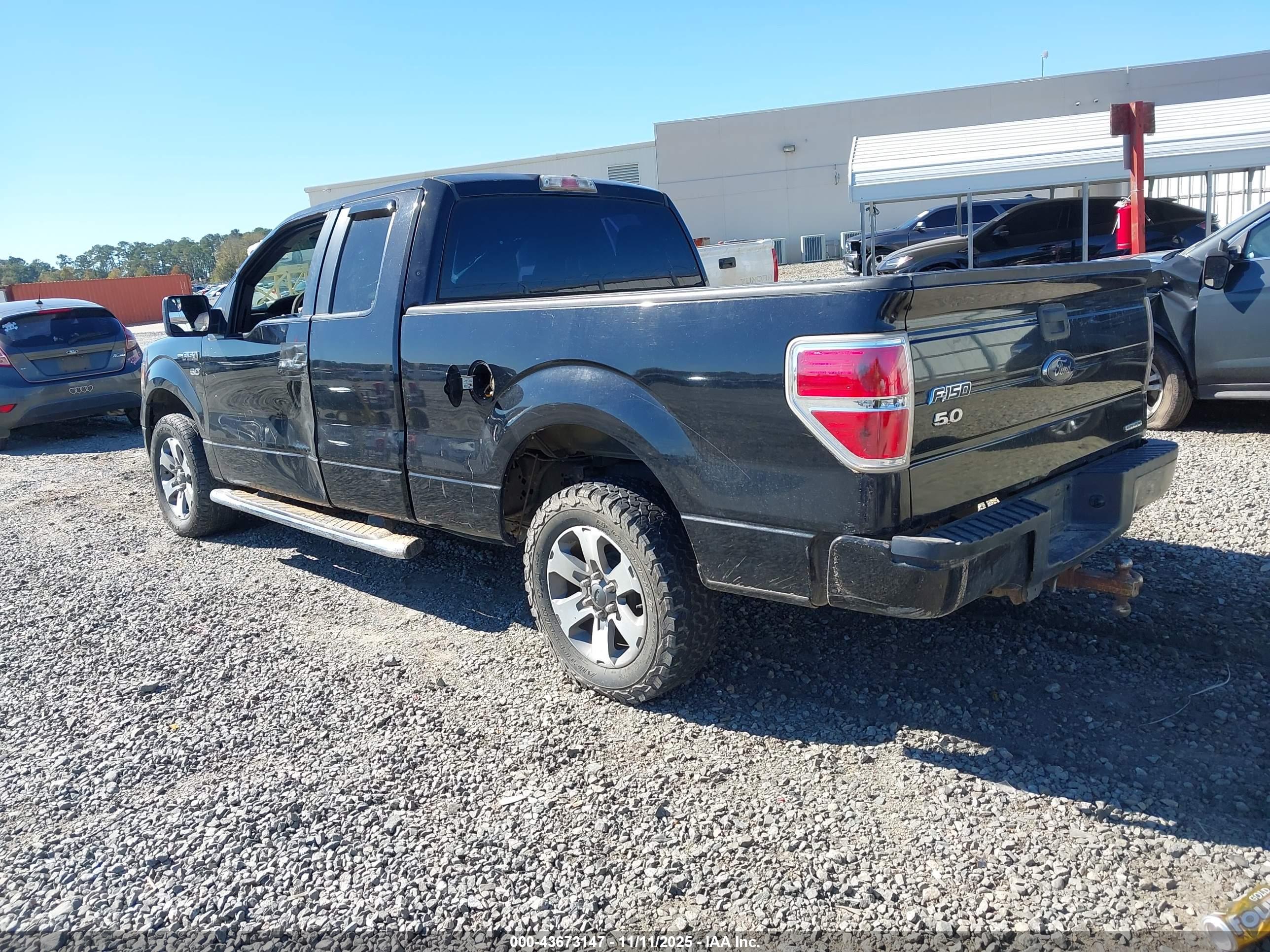 FORD F-150 image 3