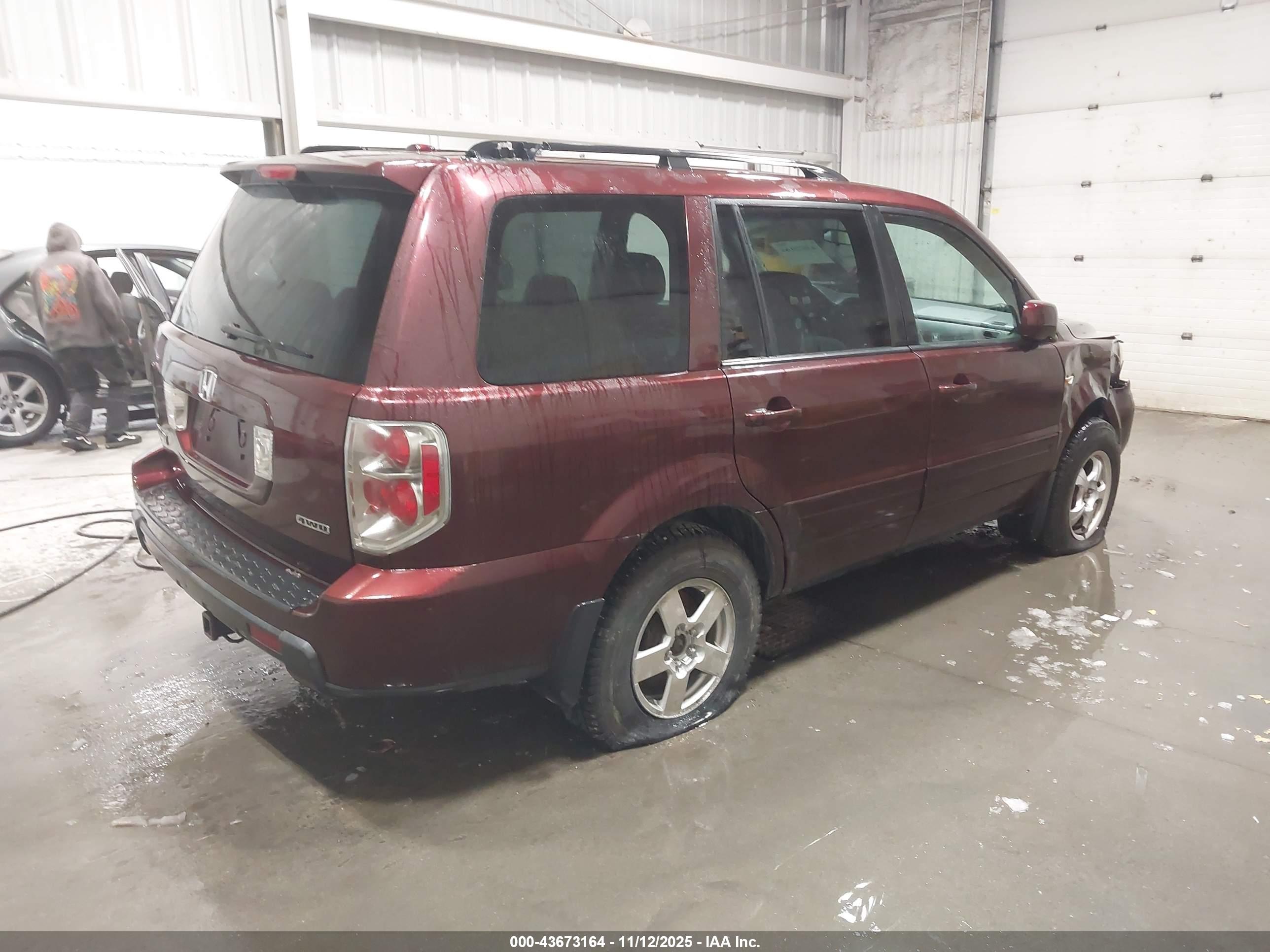HONDA PILOT image 4